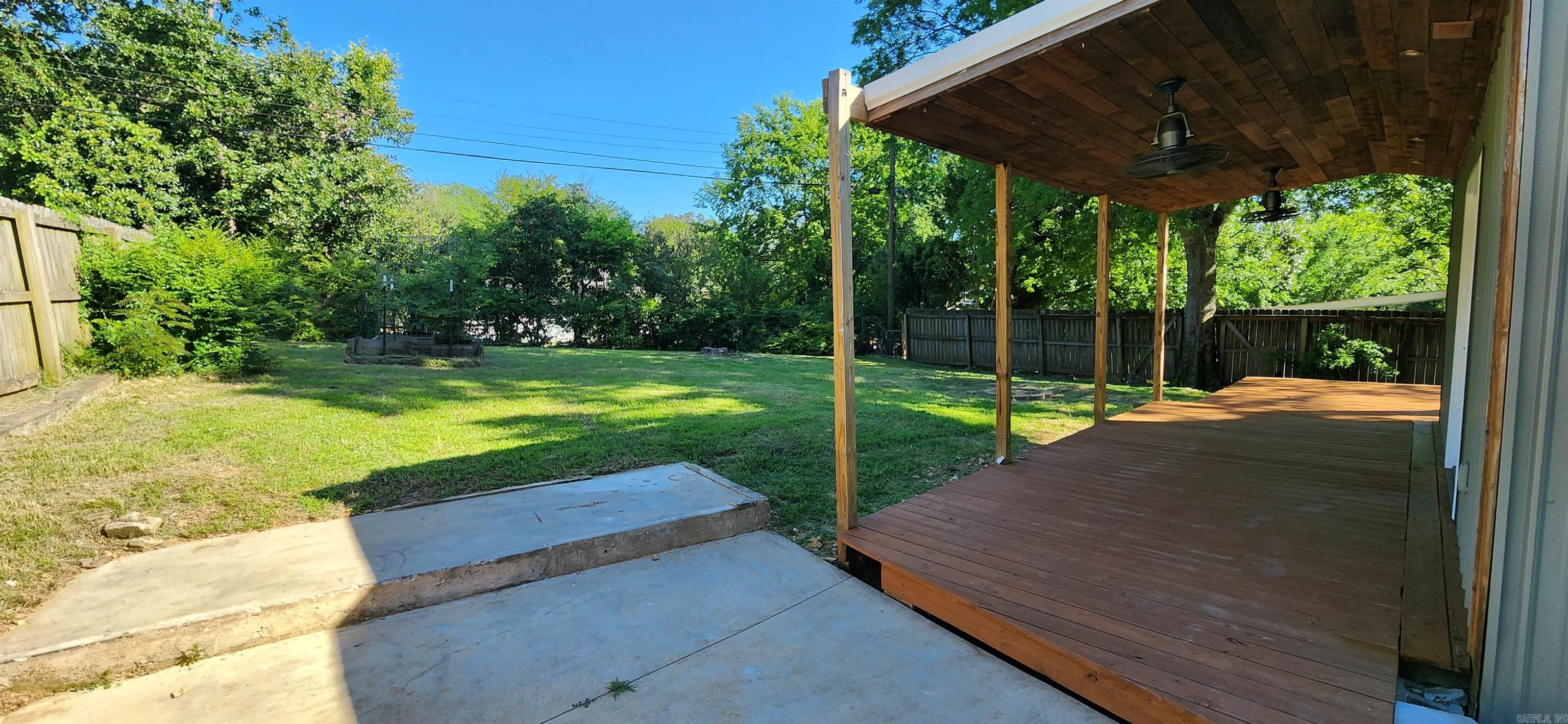 KINGWOOD PLACE - Residential