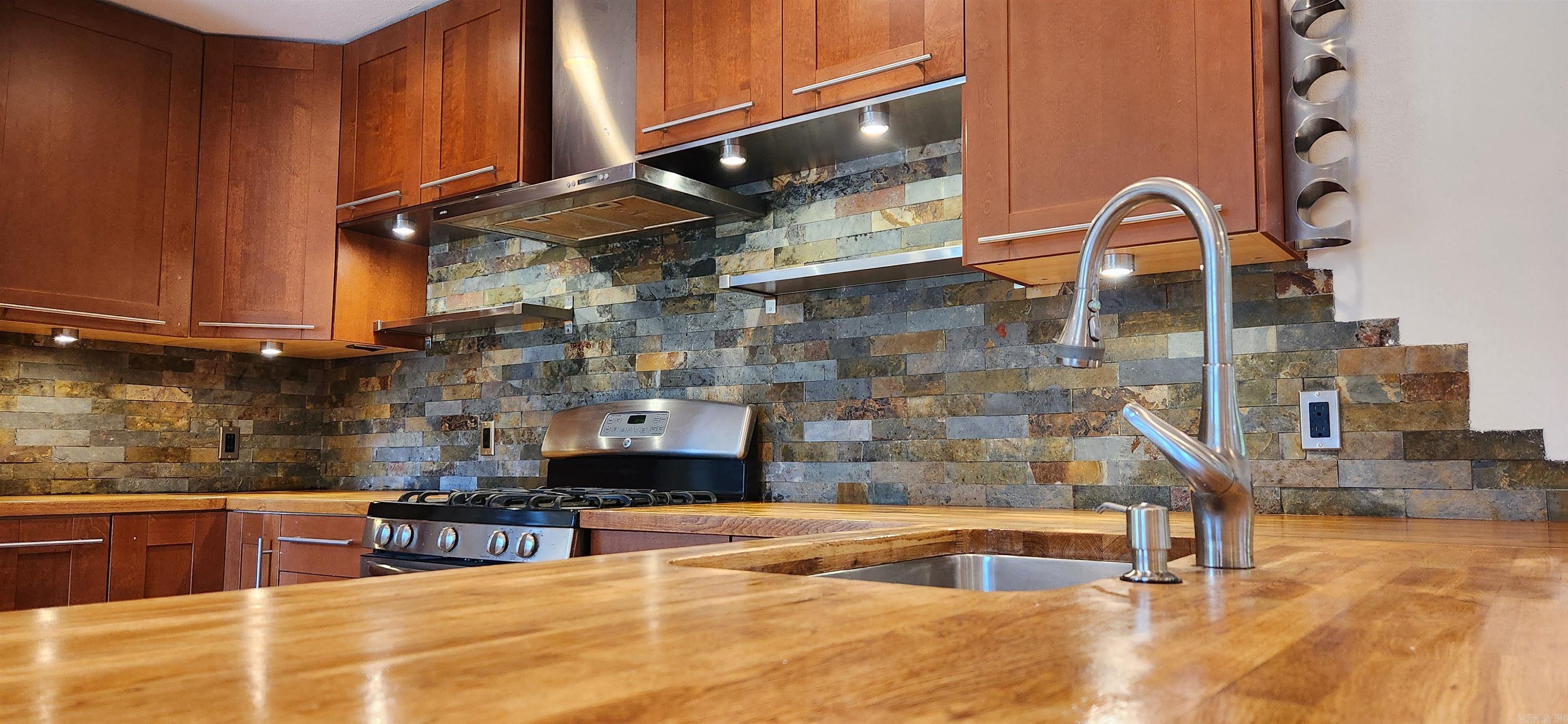 KINGWOOD PLACE - Residential