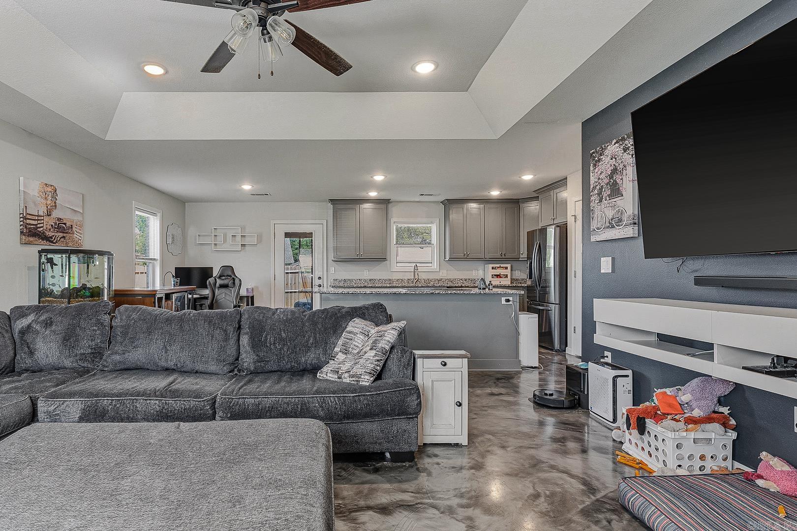 THROGMARTIN'S - Residential