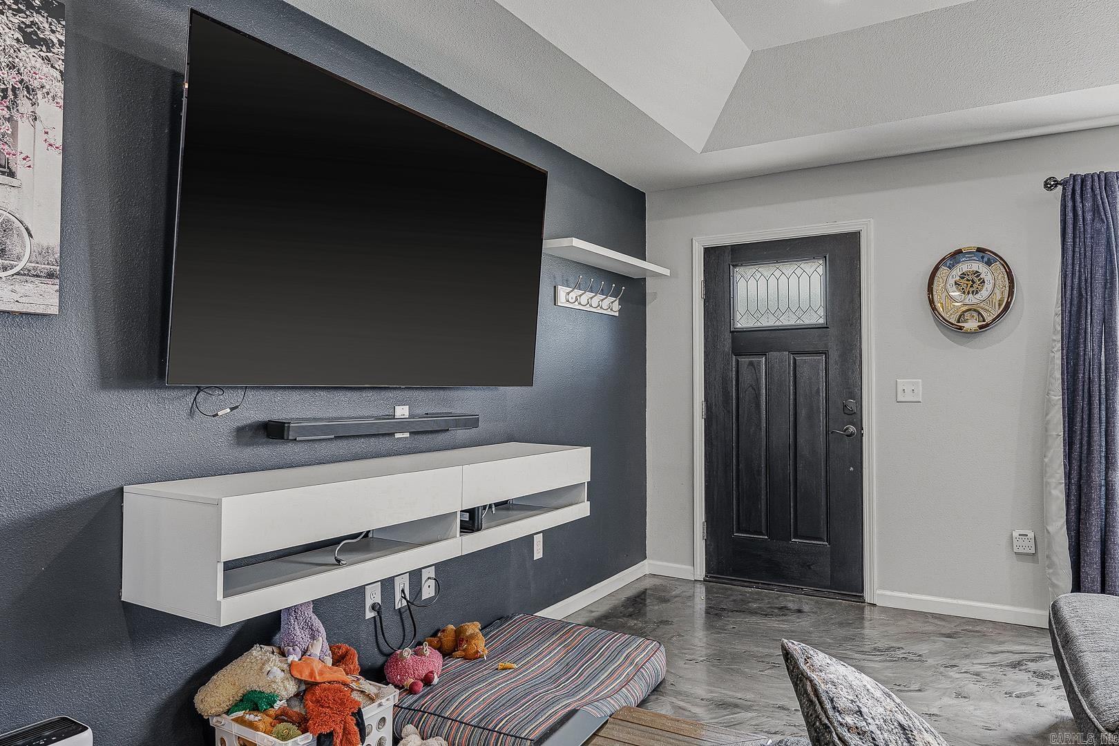 THROGMARTIN'S - Residential