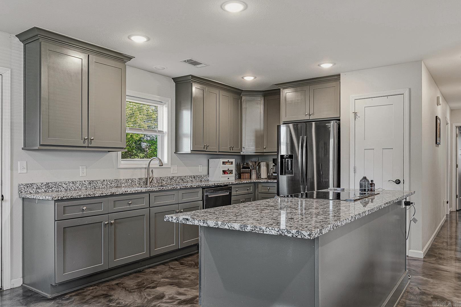 THROGMARTIN'S - Residential