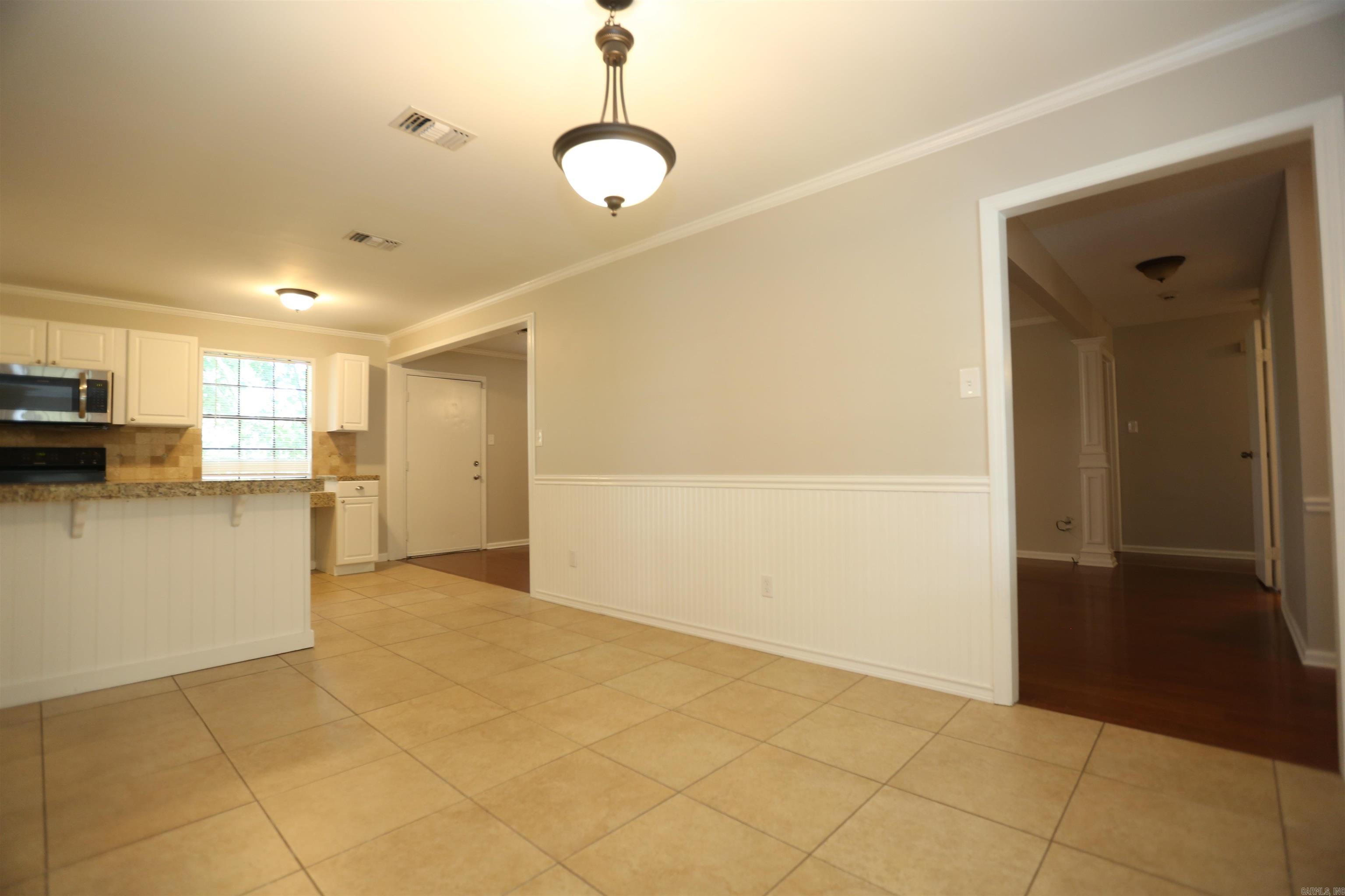 Marlowe Manor - Residential Lease