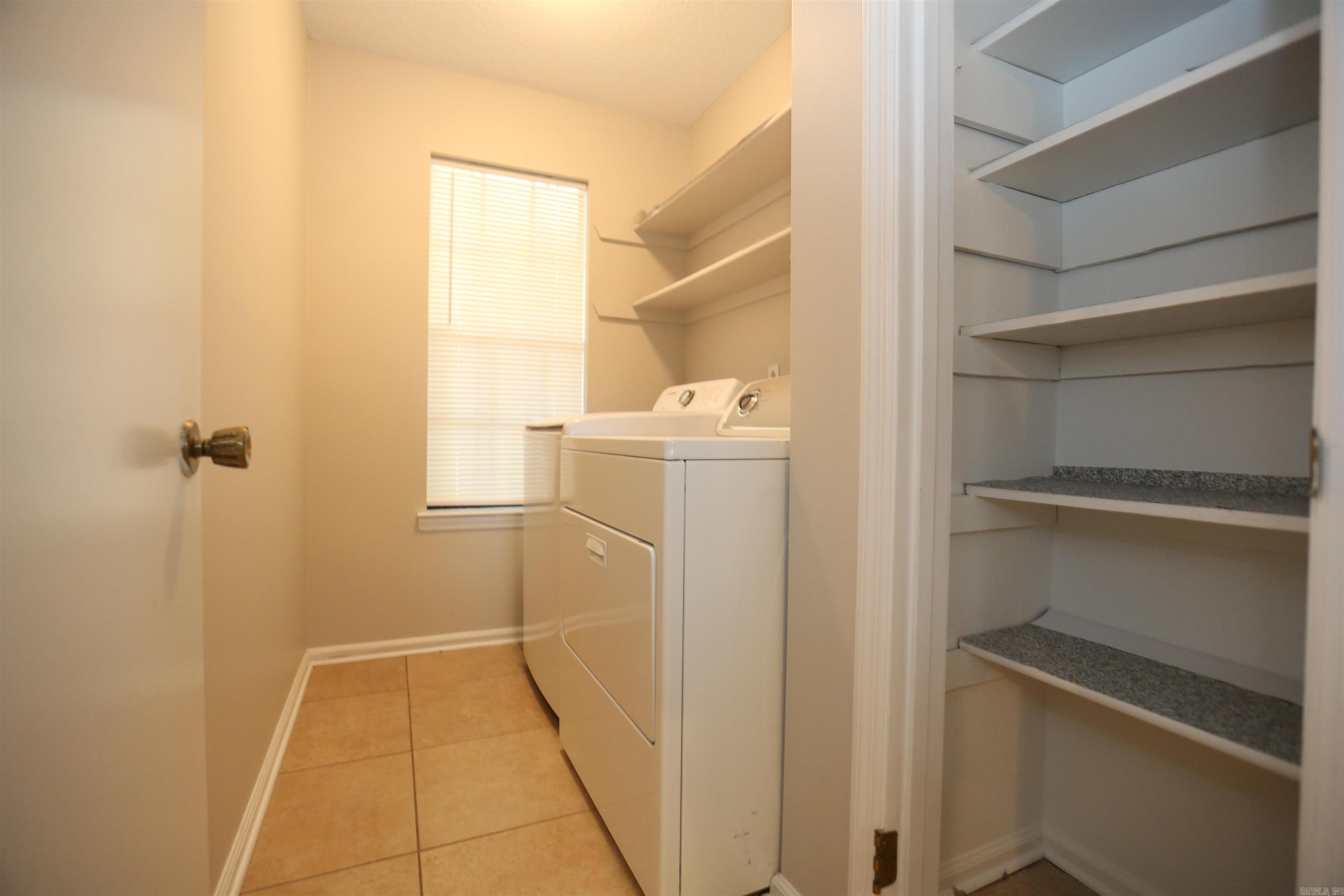 Marlowe Manor - Residential Lease