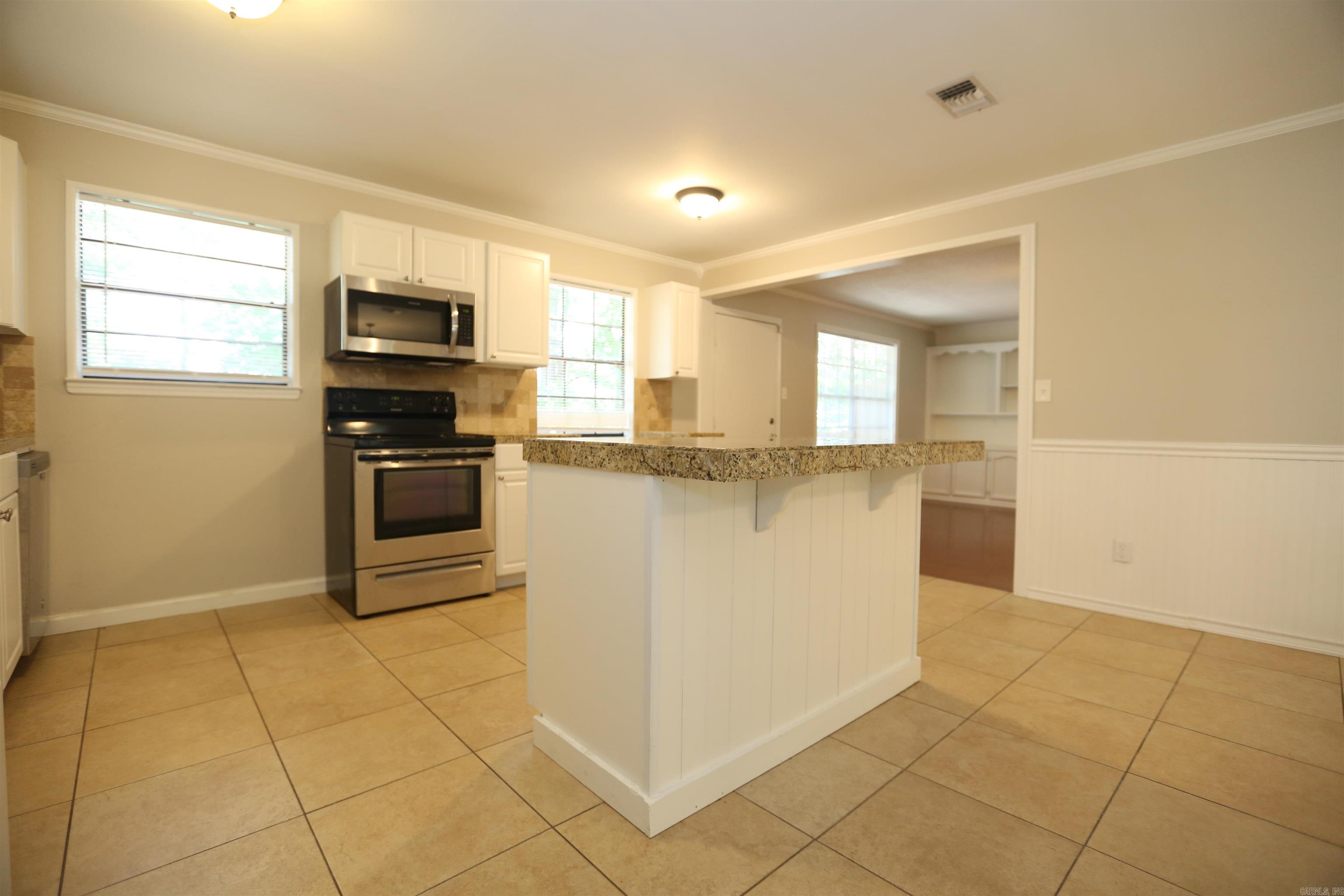 Marlowe Manor - Residential Lease