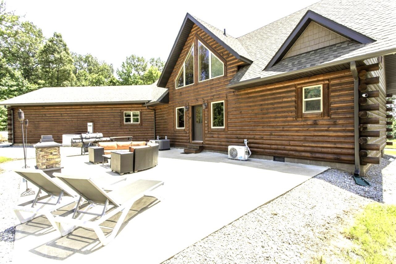 Metes & Bounds - Residential
