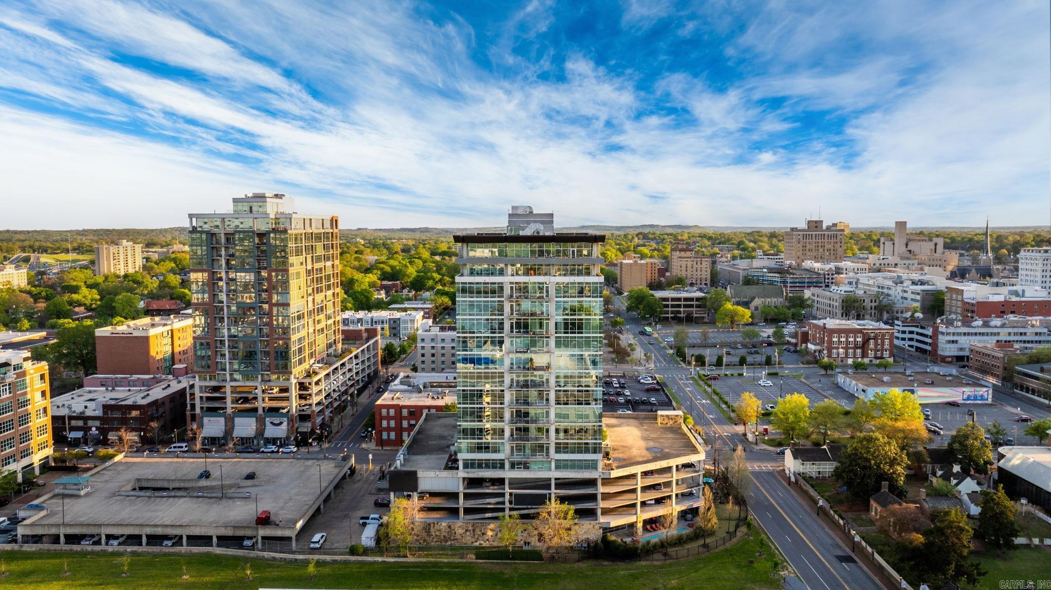 300 THIRD HPR - Residential