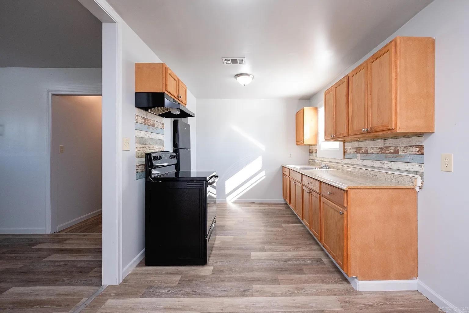EASTWOOD HGTS - Residential