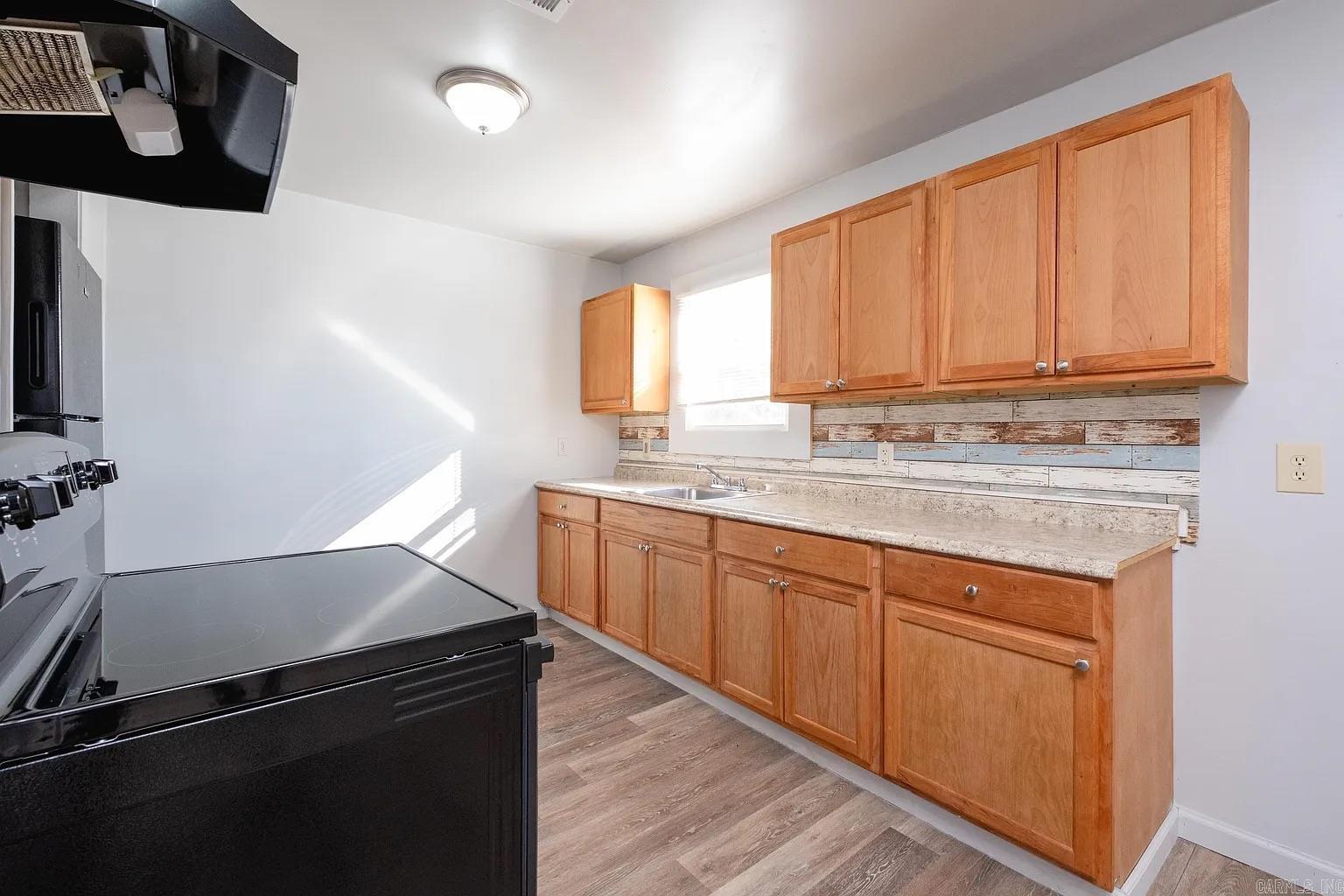 EASTWOOD HGTS - Residential