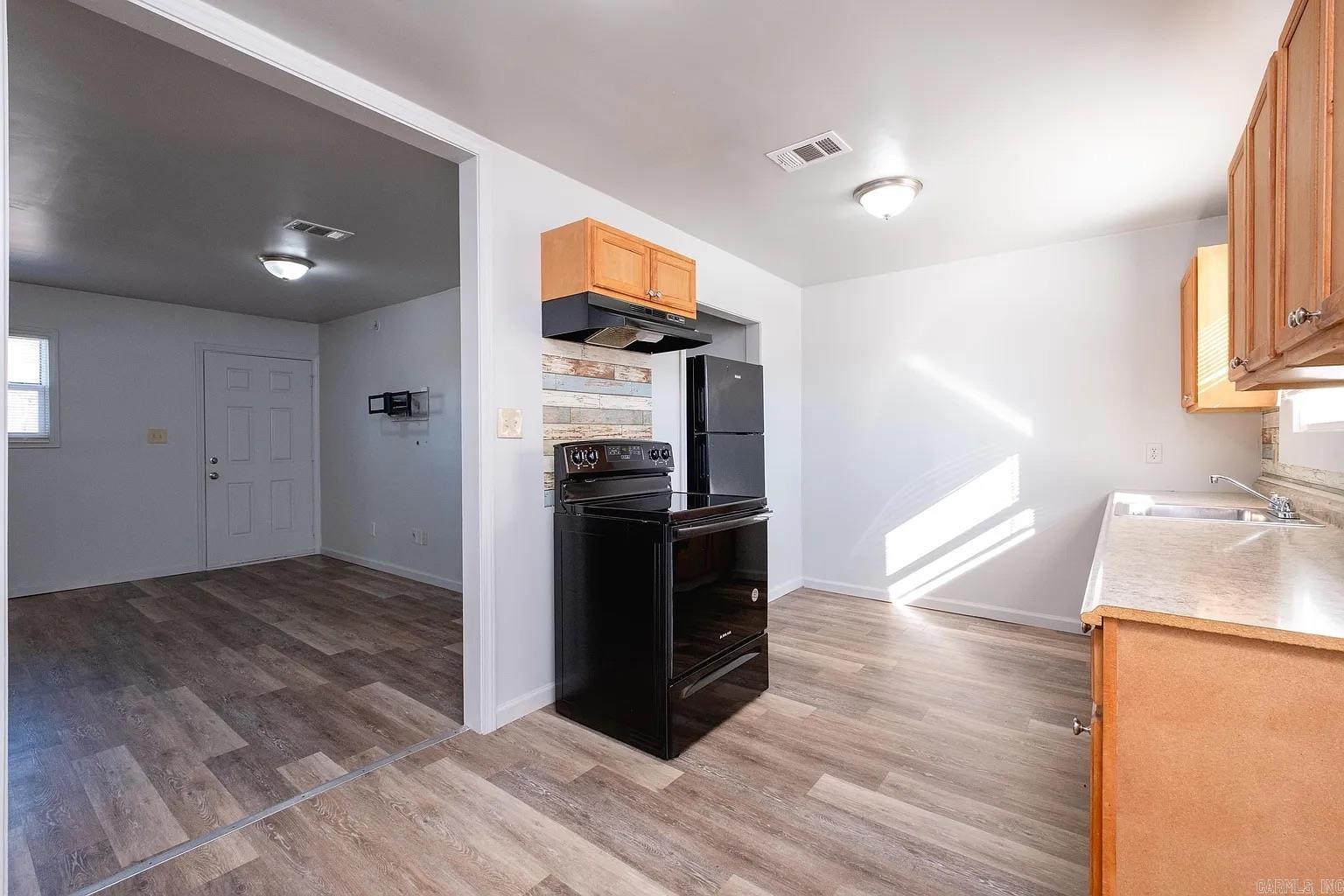 EASTWOOD HGTS - Residential