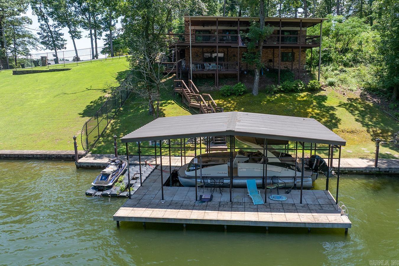 Quinns Lake Park - Residential