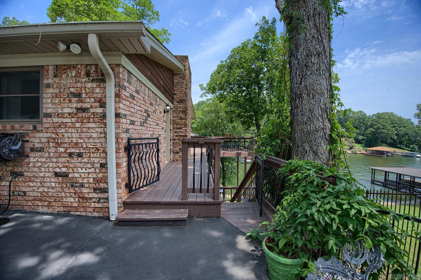 Quinns Lake Park - Residential