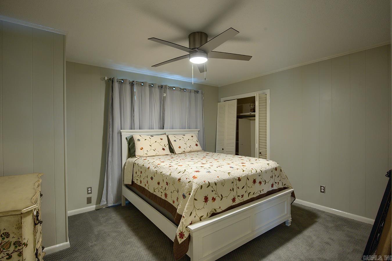 Quinns Lake Park - Residential
