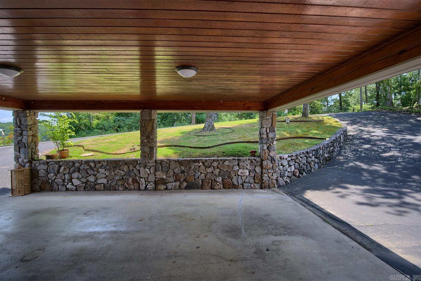 Quinns Lake Park - Residential