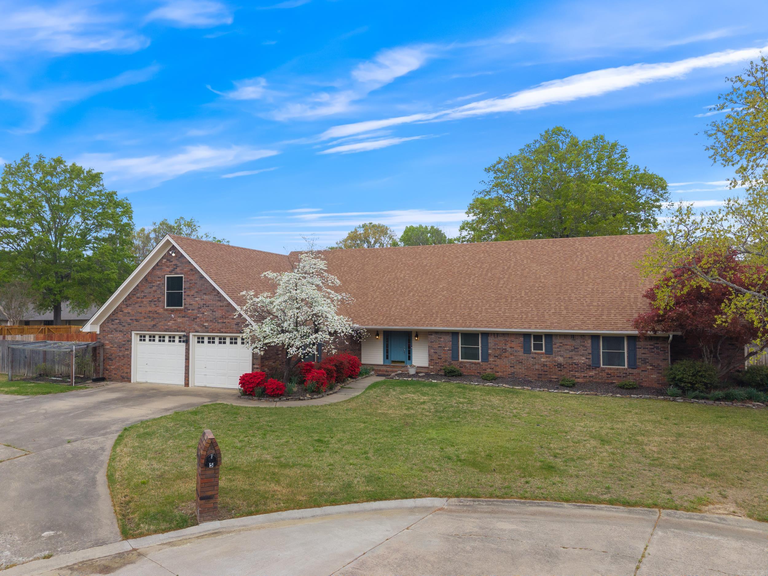 SHADY VALLEY - Residential