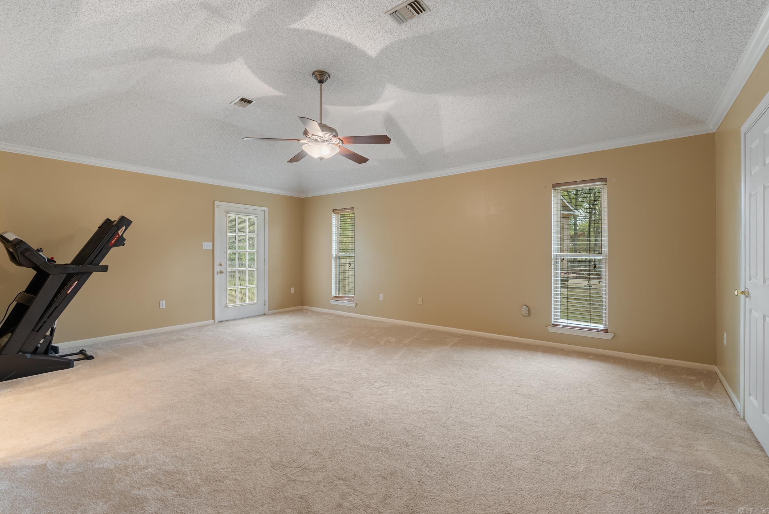 SHADY VALLEY - Residential