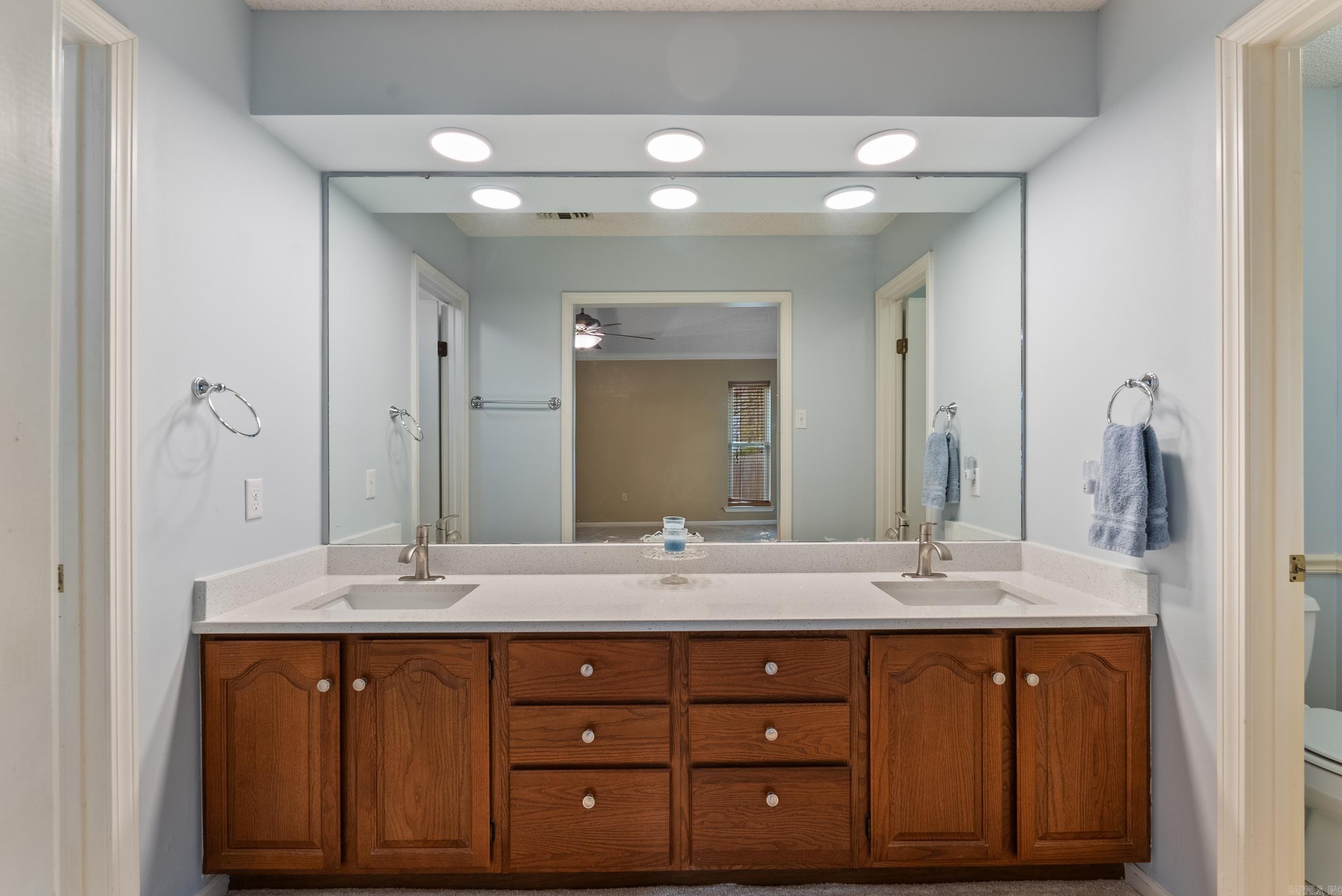 SHADY VALLEY - Residential