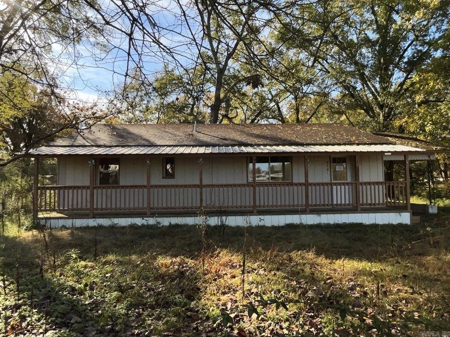 Nice home with 3 bedrooms and 1 bath located near school.  Has front and back covered decks and 1 car carport. Agents must submit all offers through propoffers.com.  https://www.propoffers.com/PropertyDetail.aspx?AssetID=3825624-2&RBID=620457671