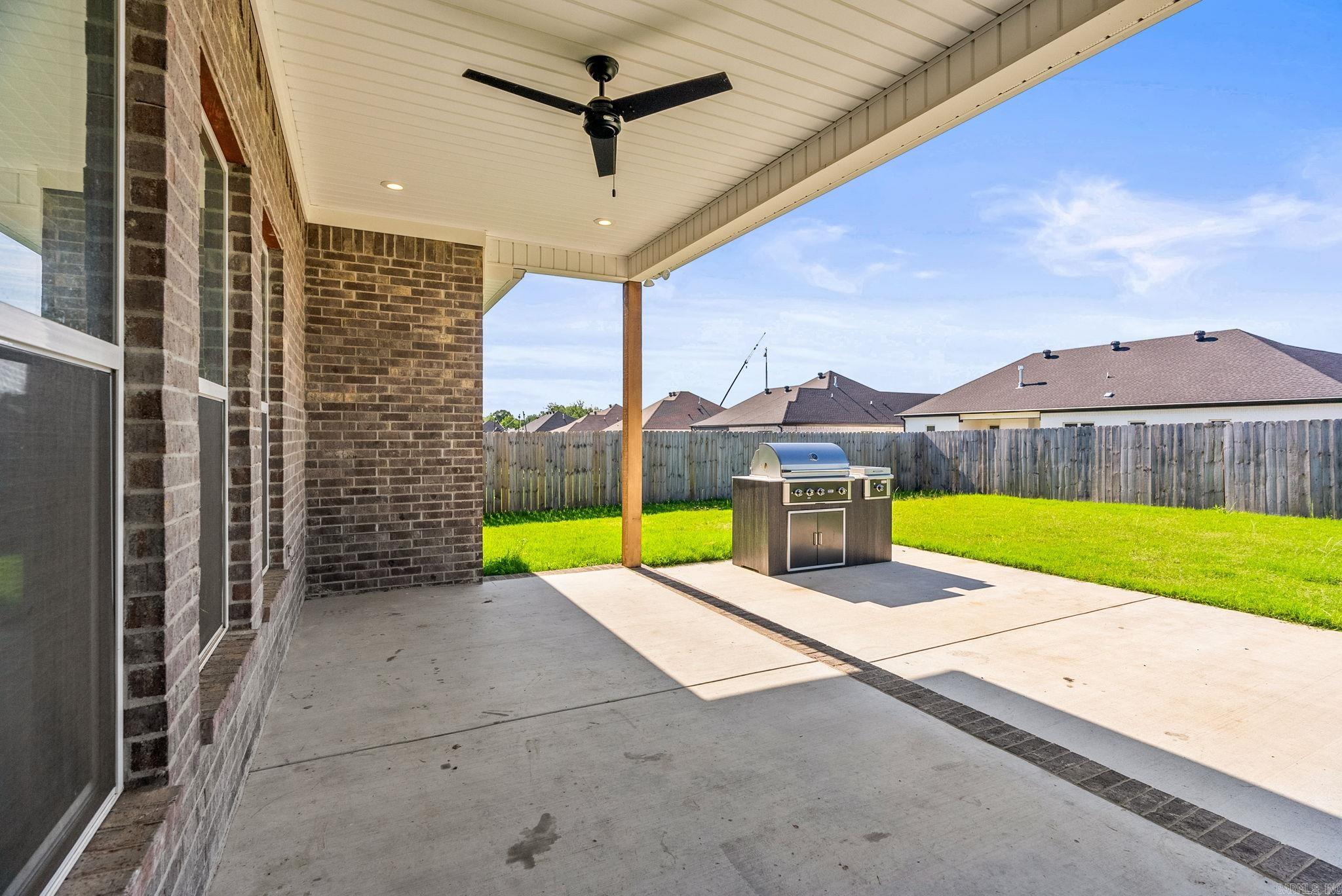 IVY PLACE - Residential