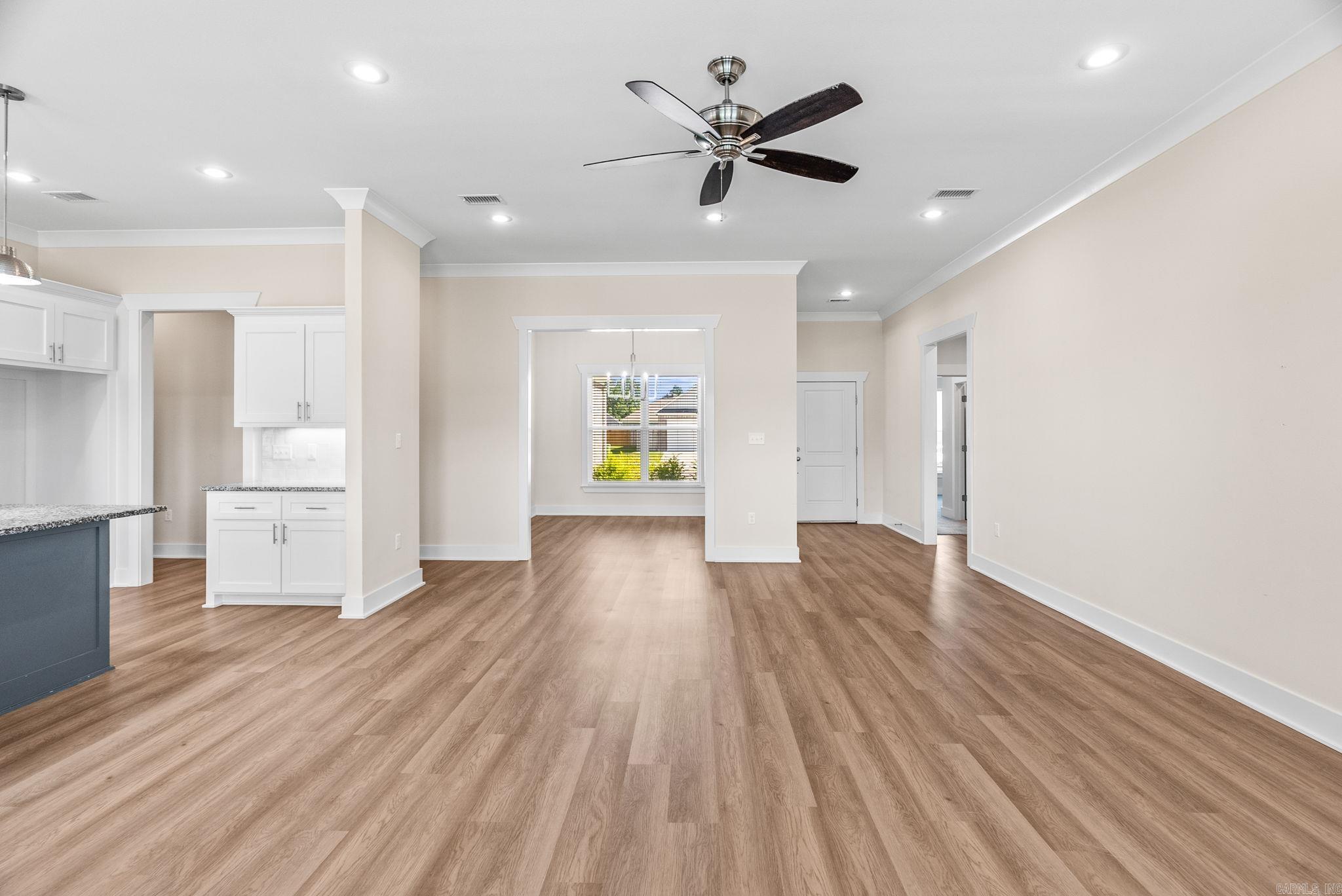 IVY PLACE - Residential