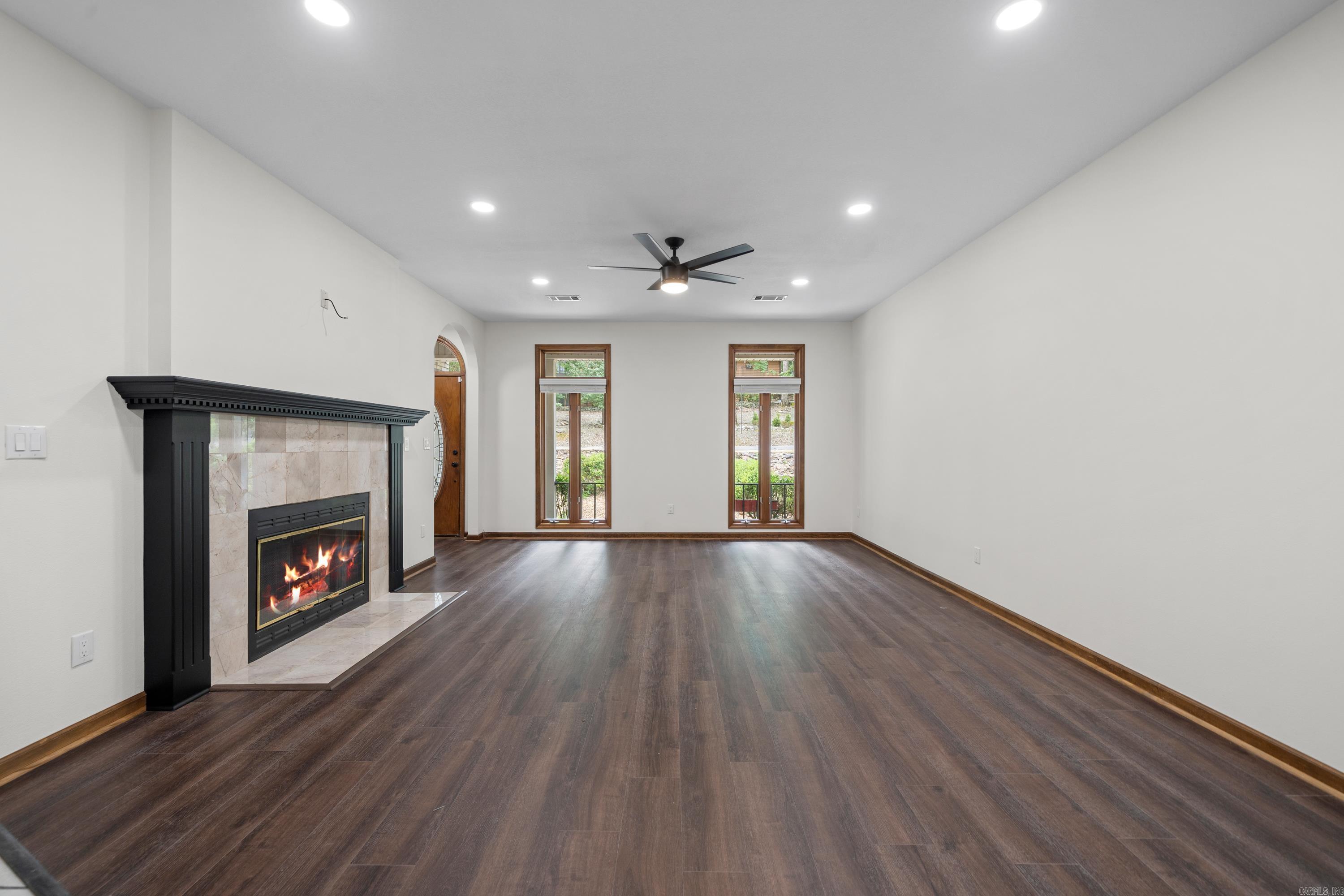 ZAFIRO - Residential