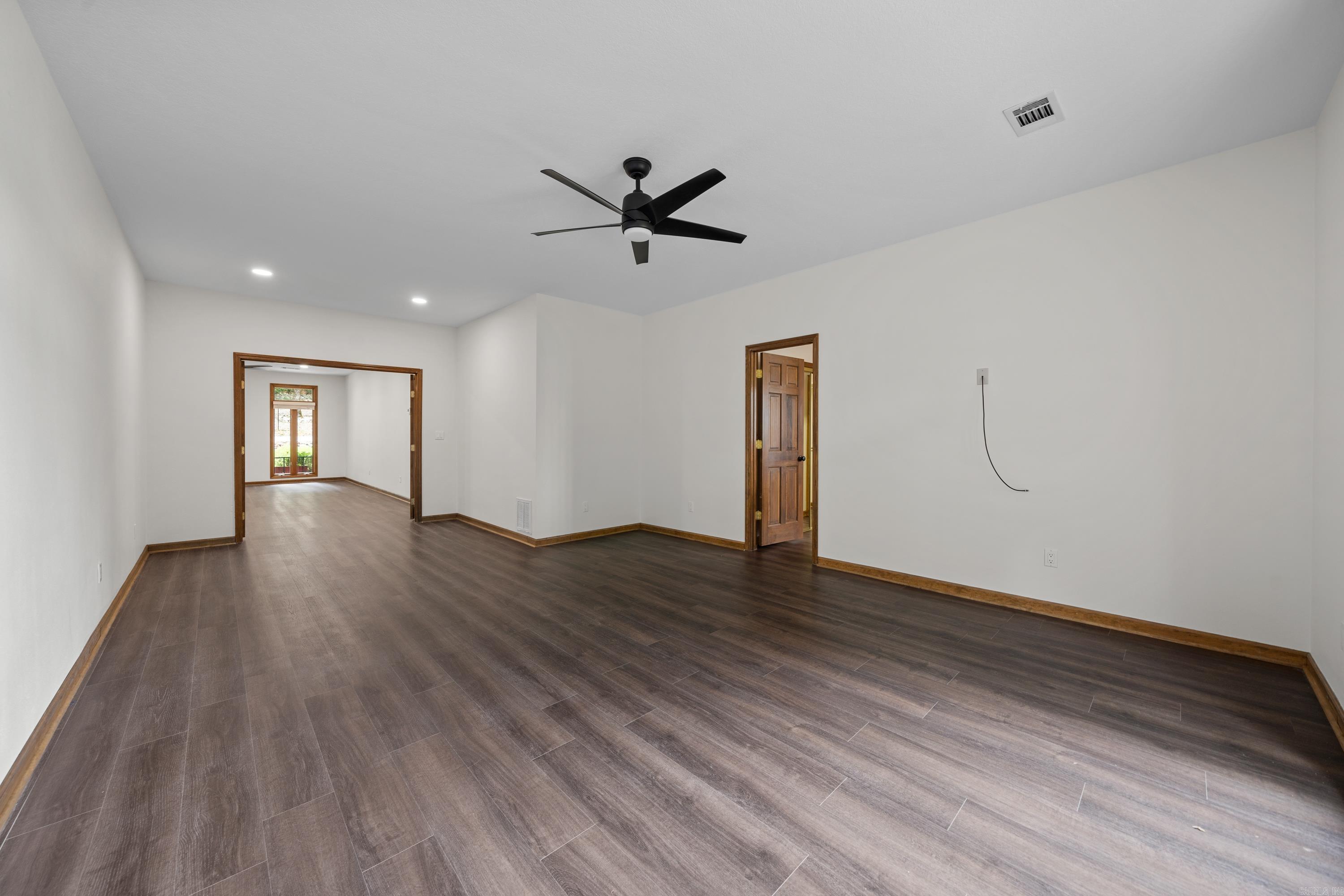 ZAFIRO - Residential