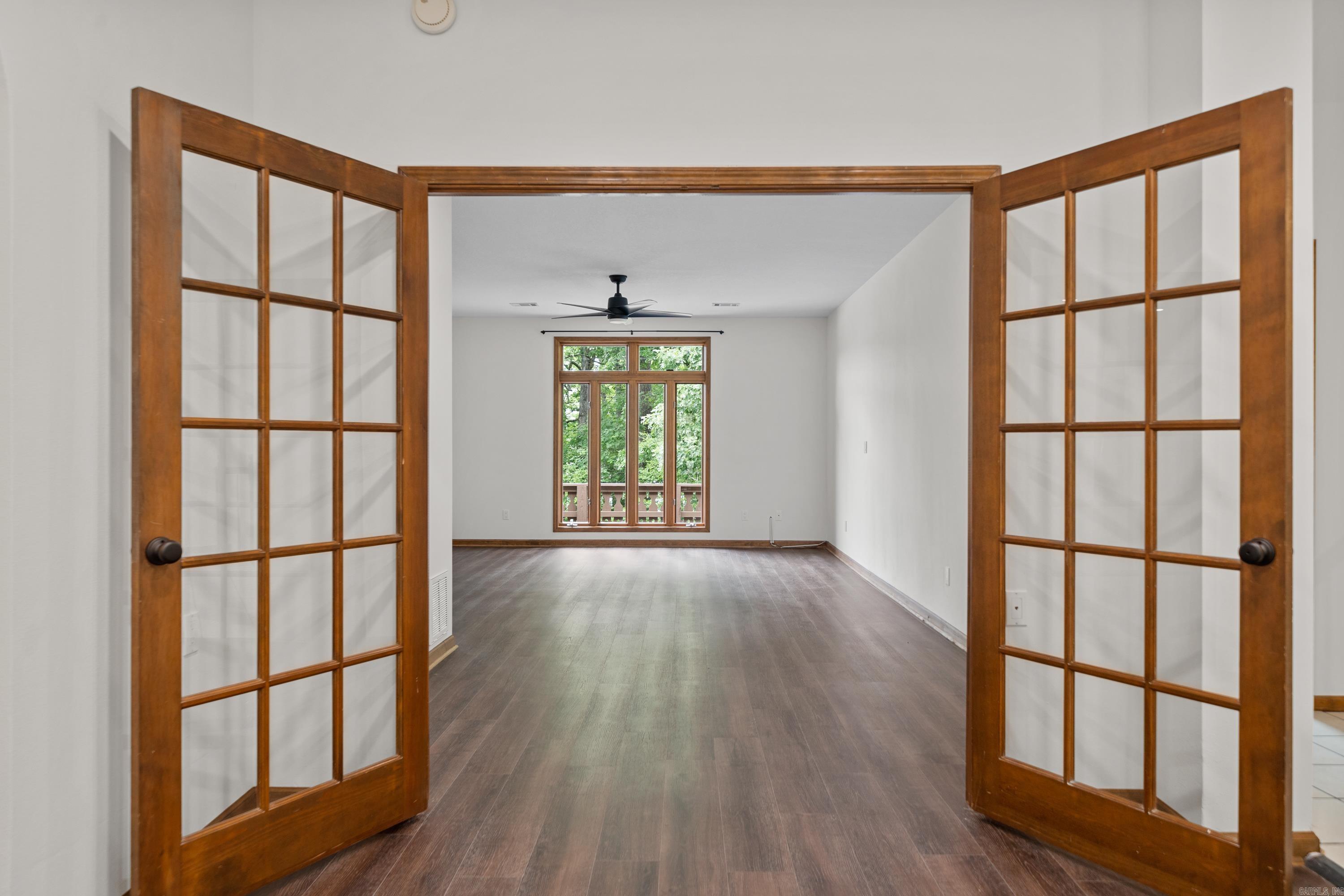 ZAFIRO - Residential