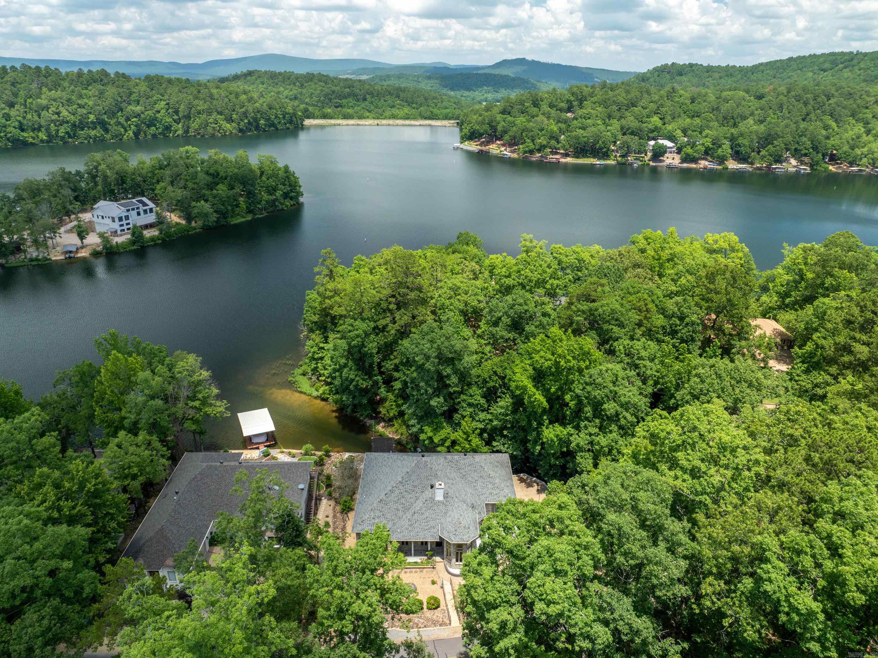 ZAFIRO - Residential