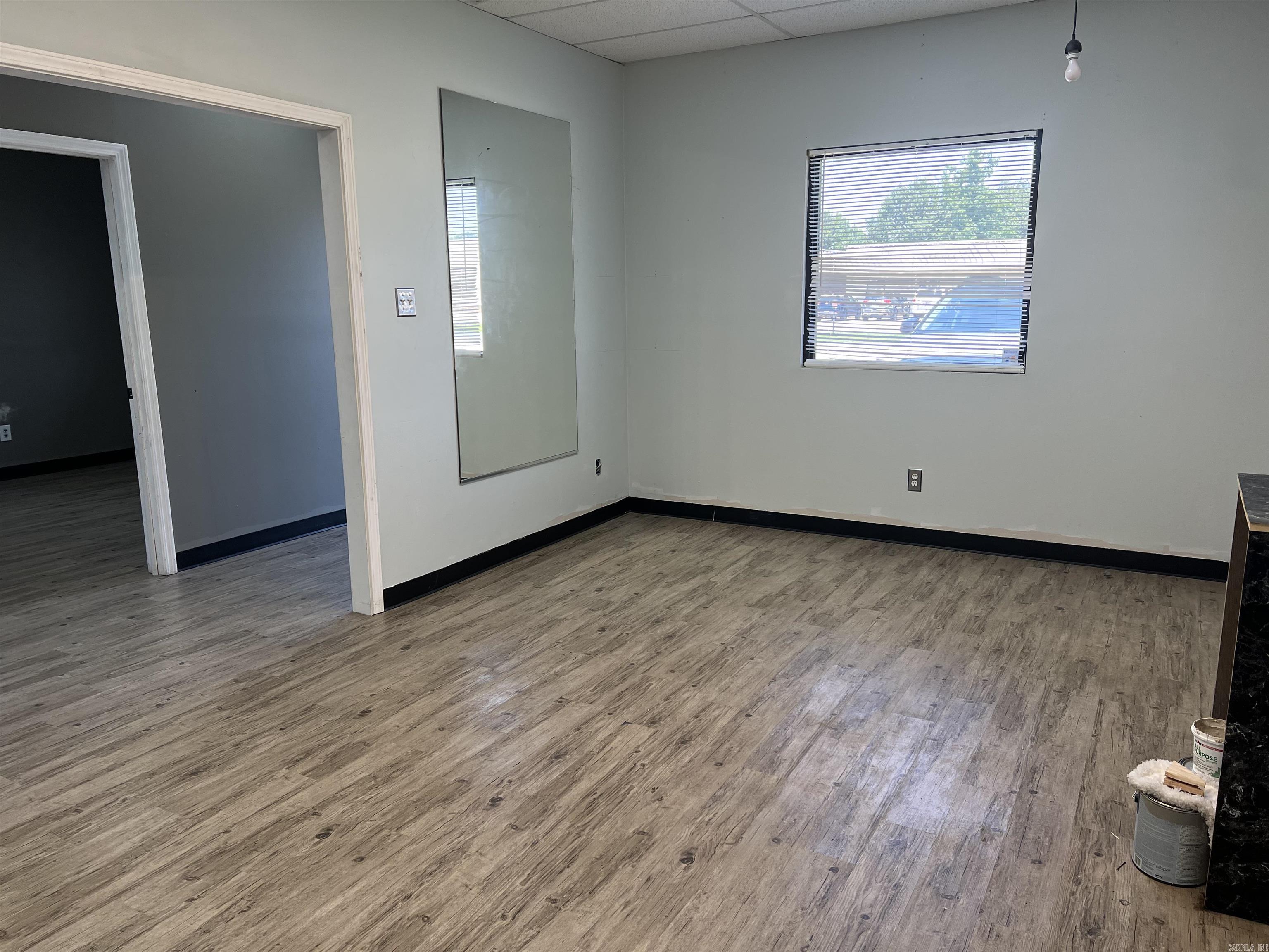 Plaza Commercial - Residential Lease