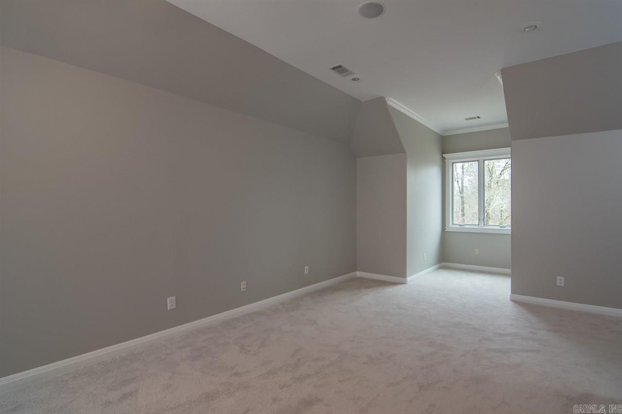 CHENAL DOWNS - Residential