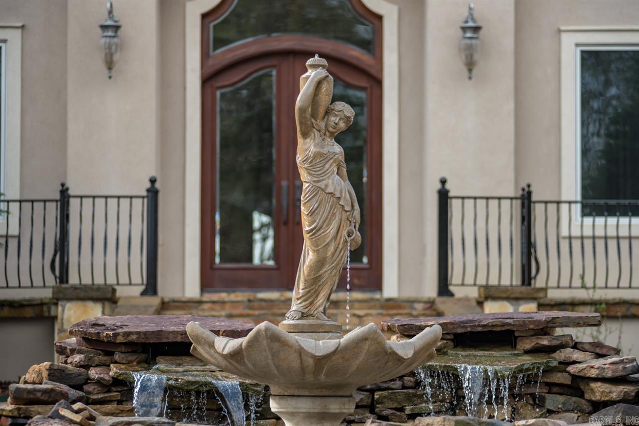 CHENAL DOWNS - Residential