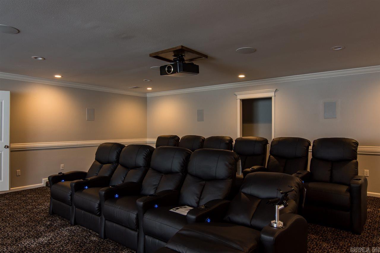 CHENAL DOWNS - Residential