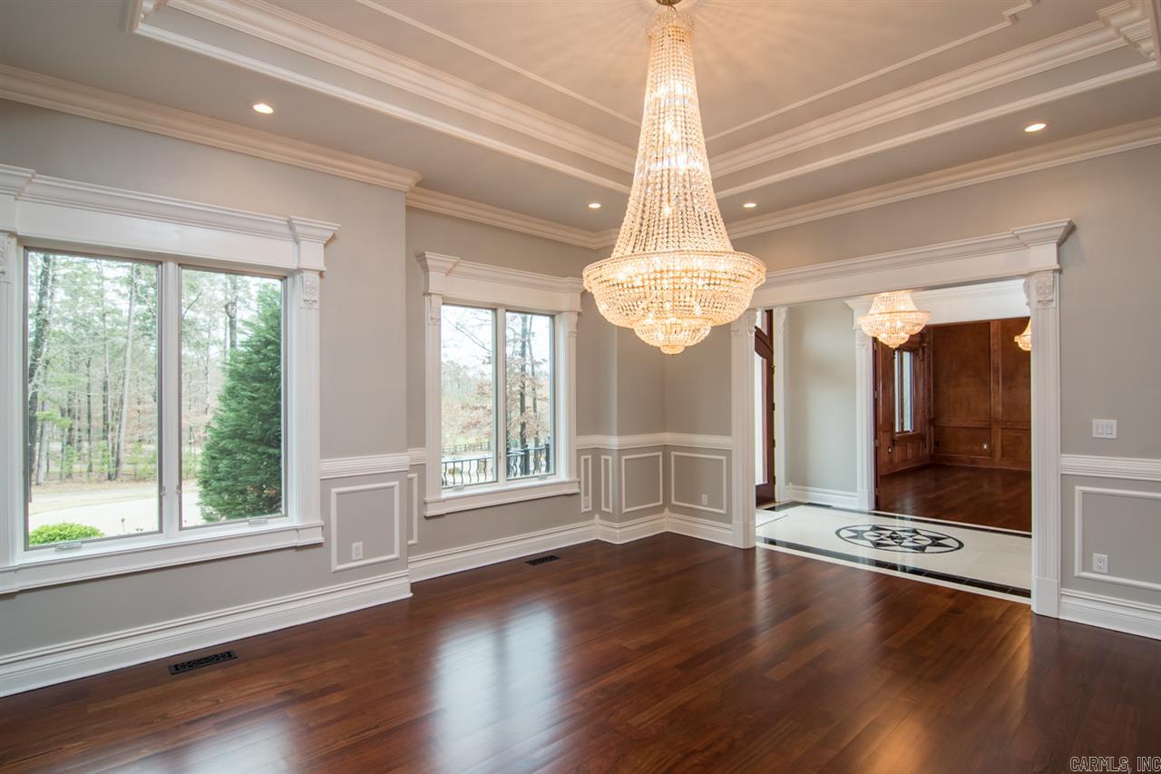 CHENAL DOWNS - Residential