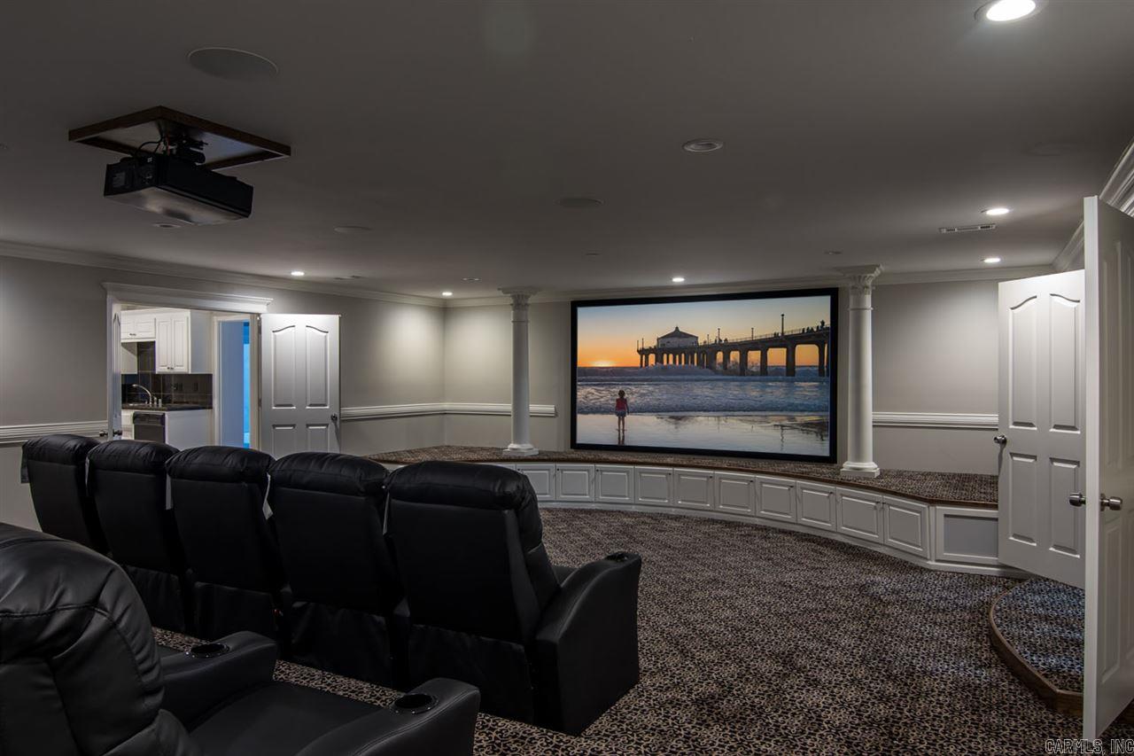 CHENAL DOWNS - Residential