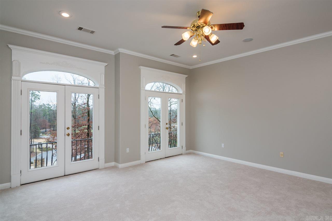 CHENAL DOWNS - Residential