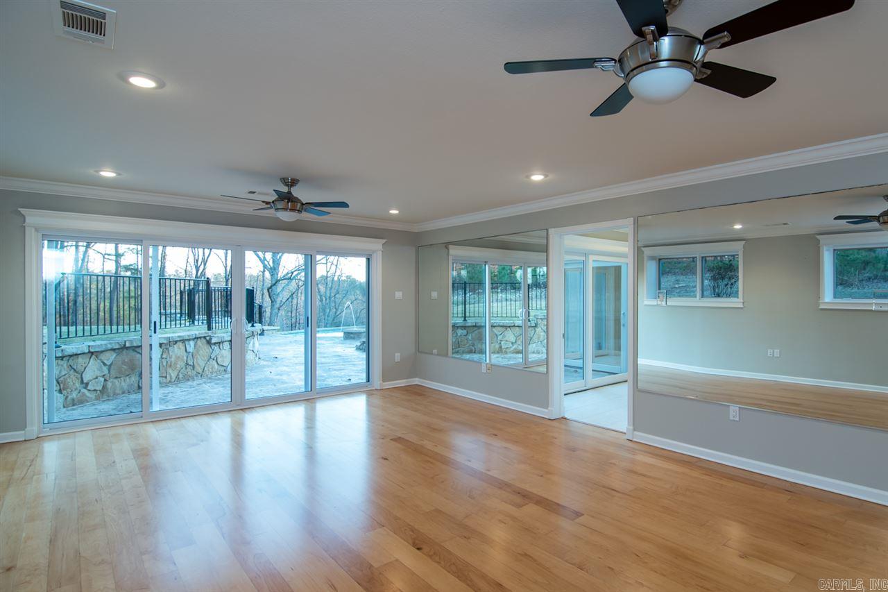 CHENAL DOWNS - Residential