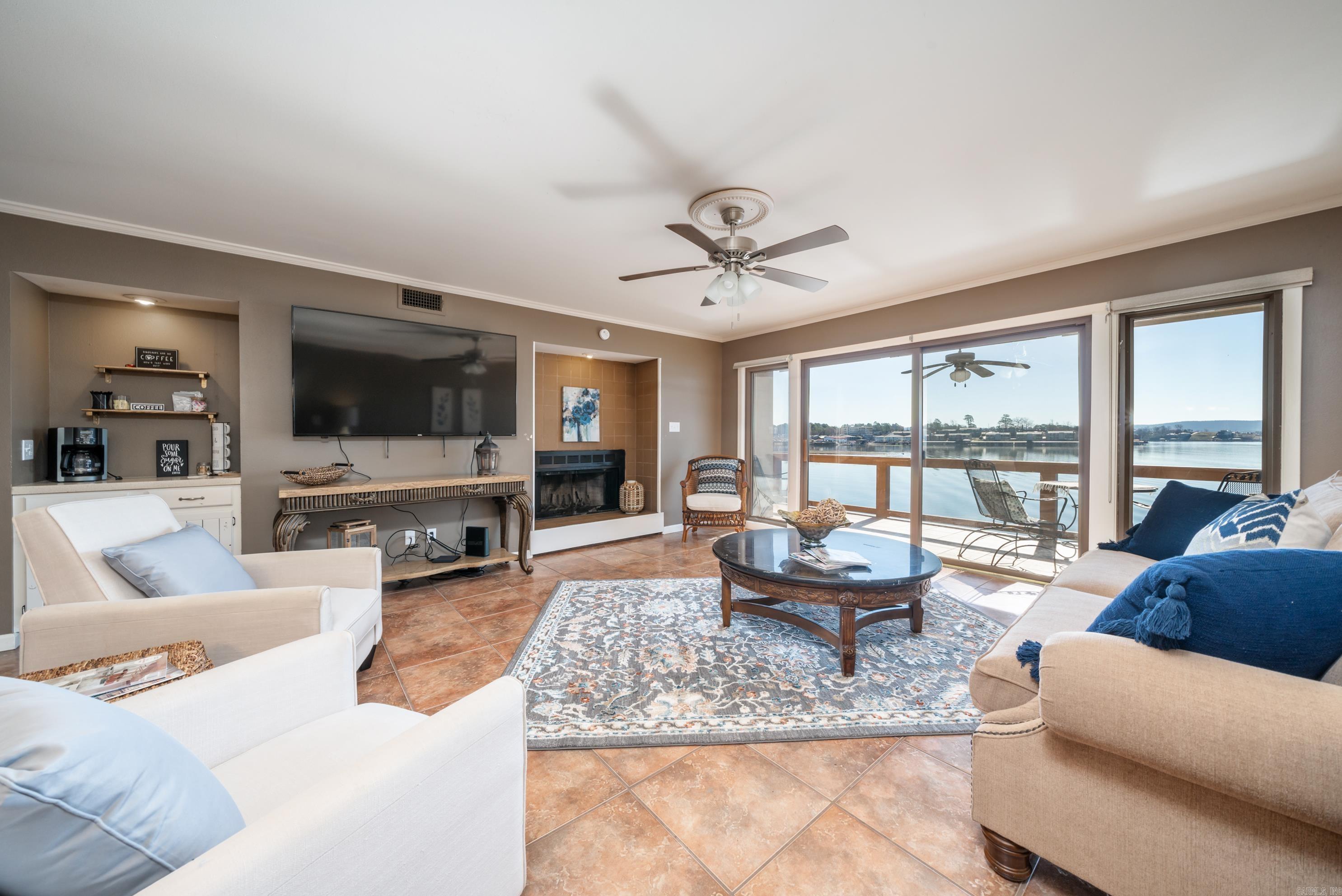 NORTH SHORE HPR - Residential