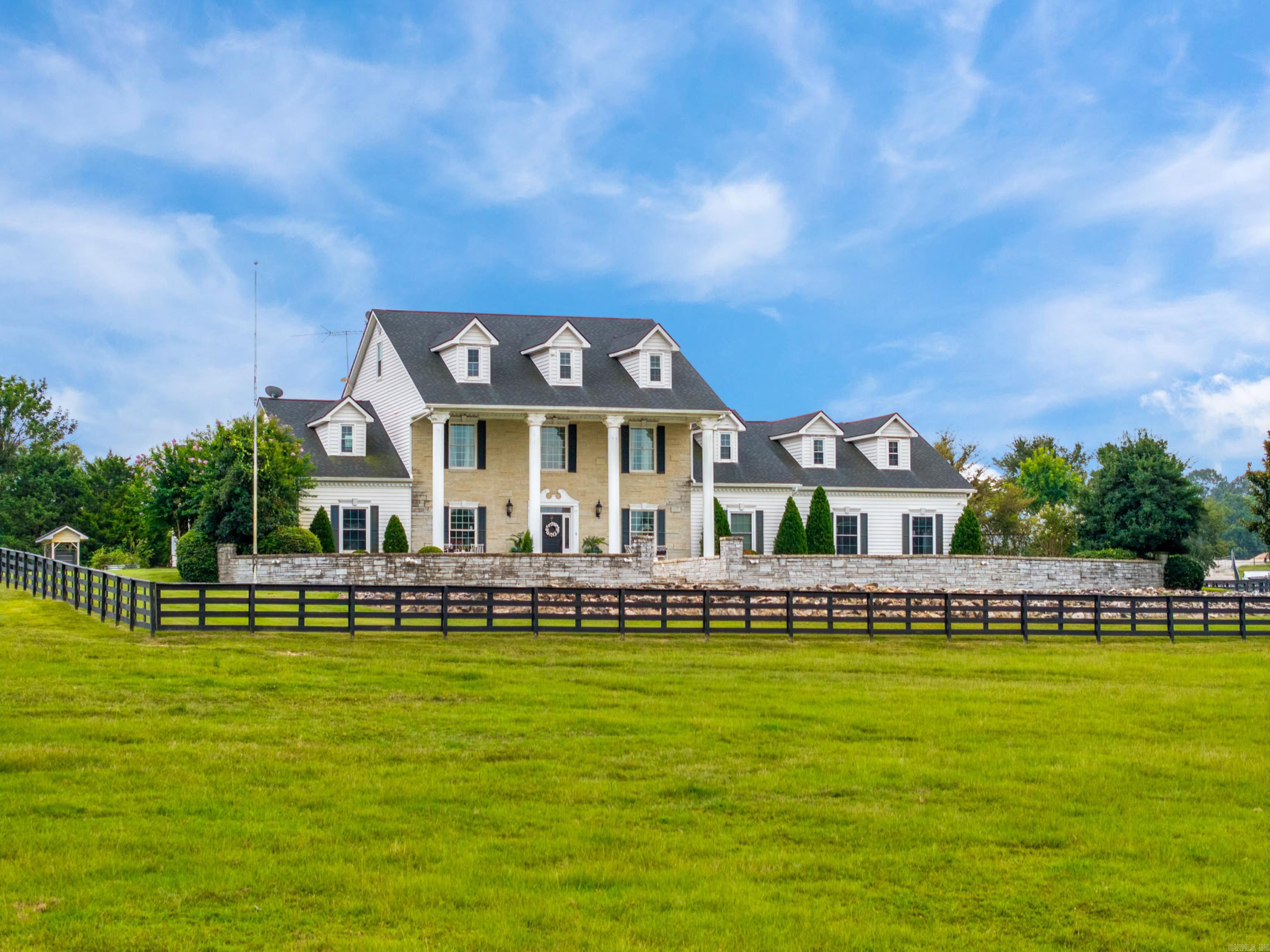 PEARCY, TOWN OF - Residential