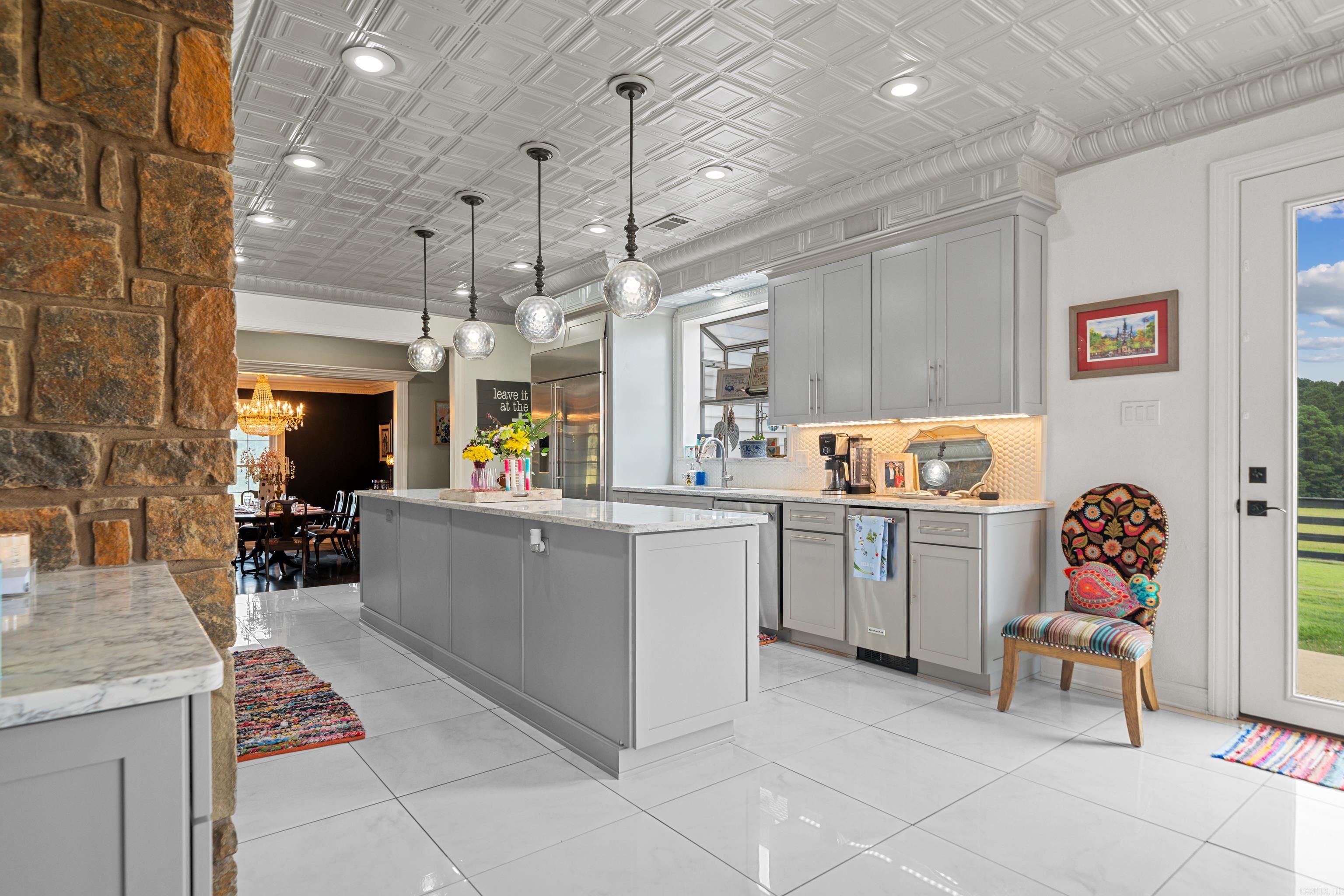 PEARCY, TOWN OF - Residential