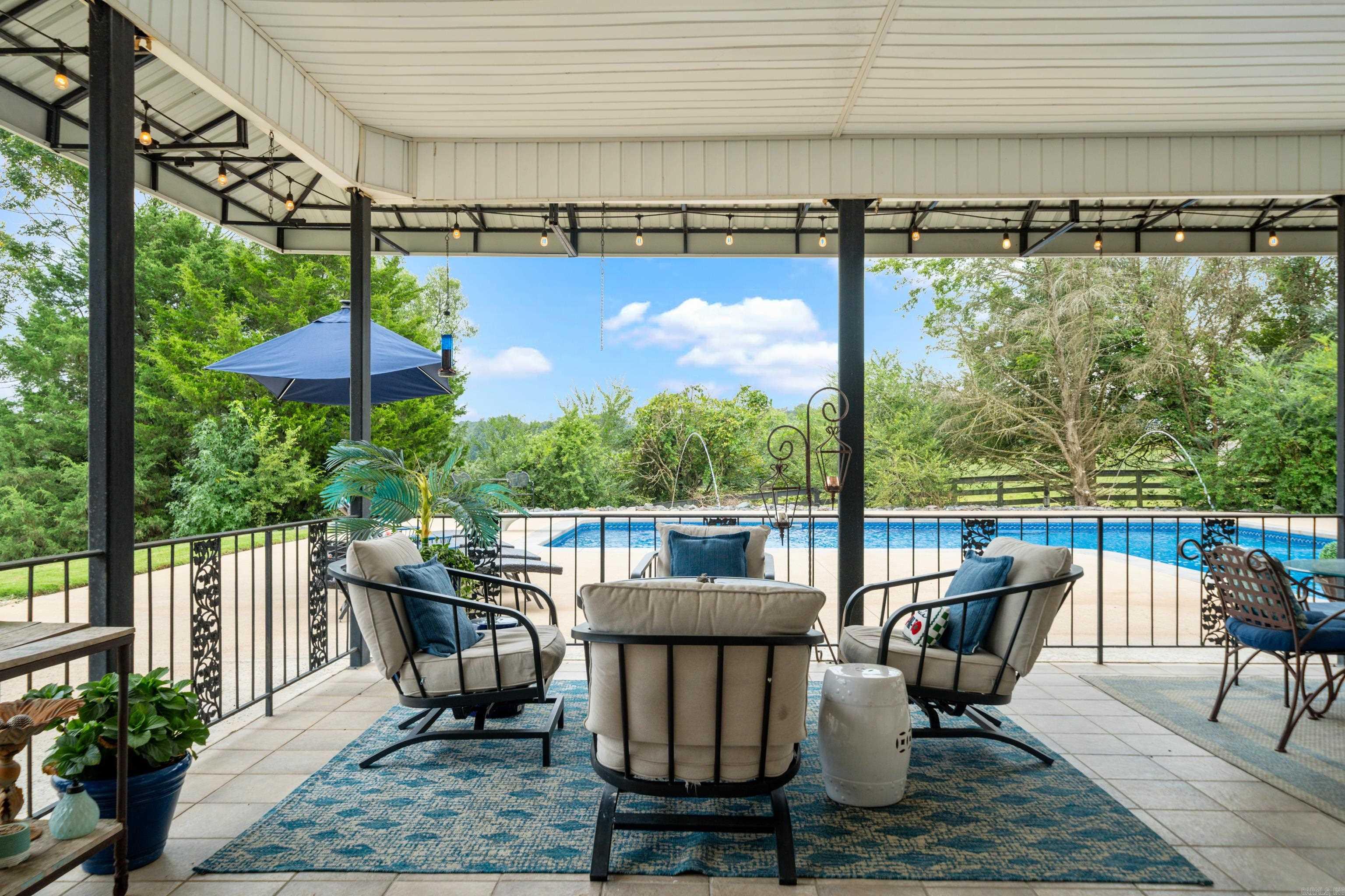 PEARCY, TOWN OF - Residential