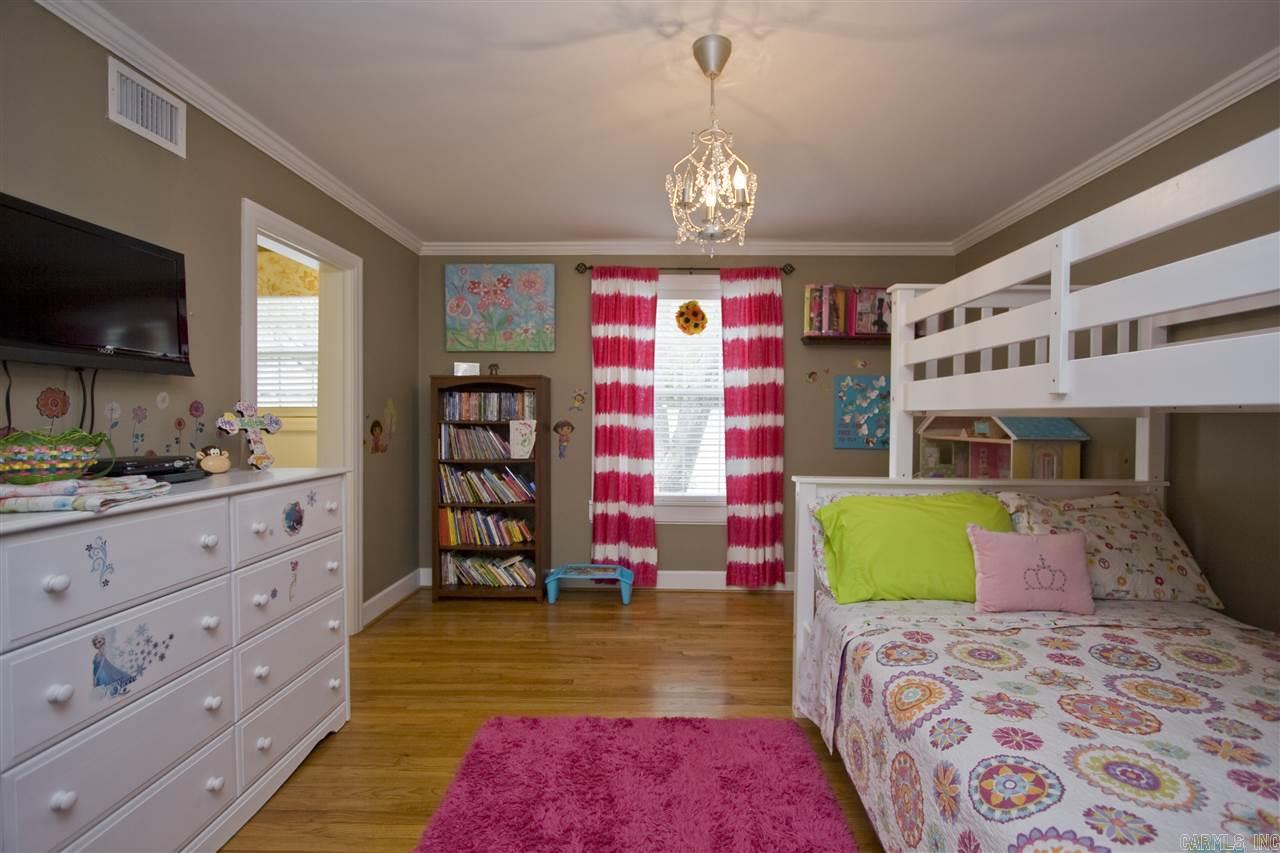 Paschal Heights - Residential