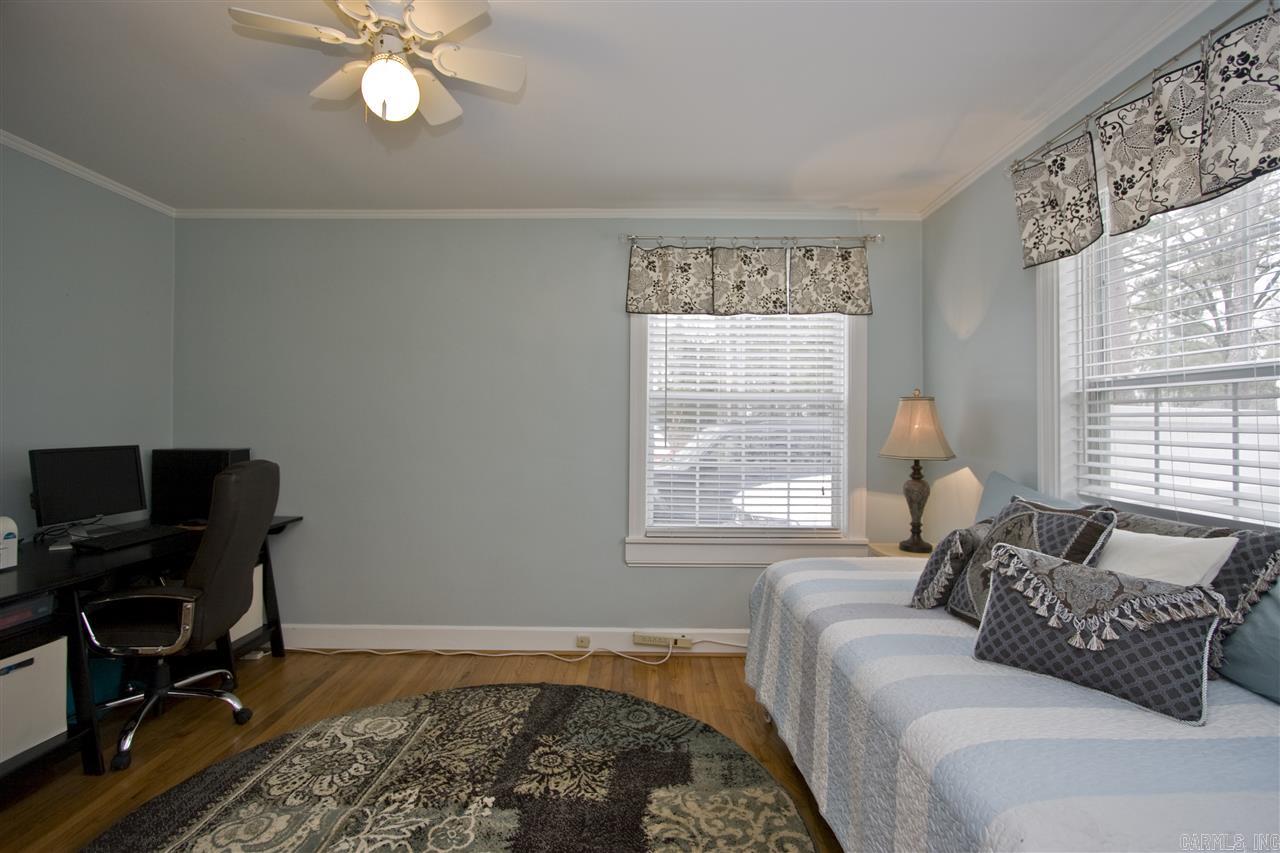 Paschal Heights - Residential