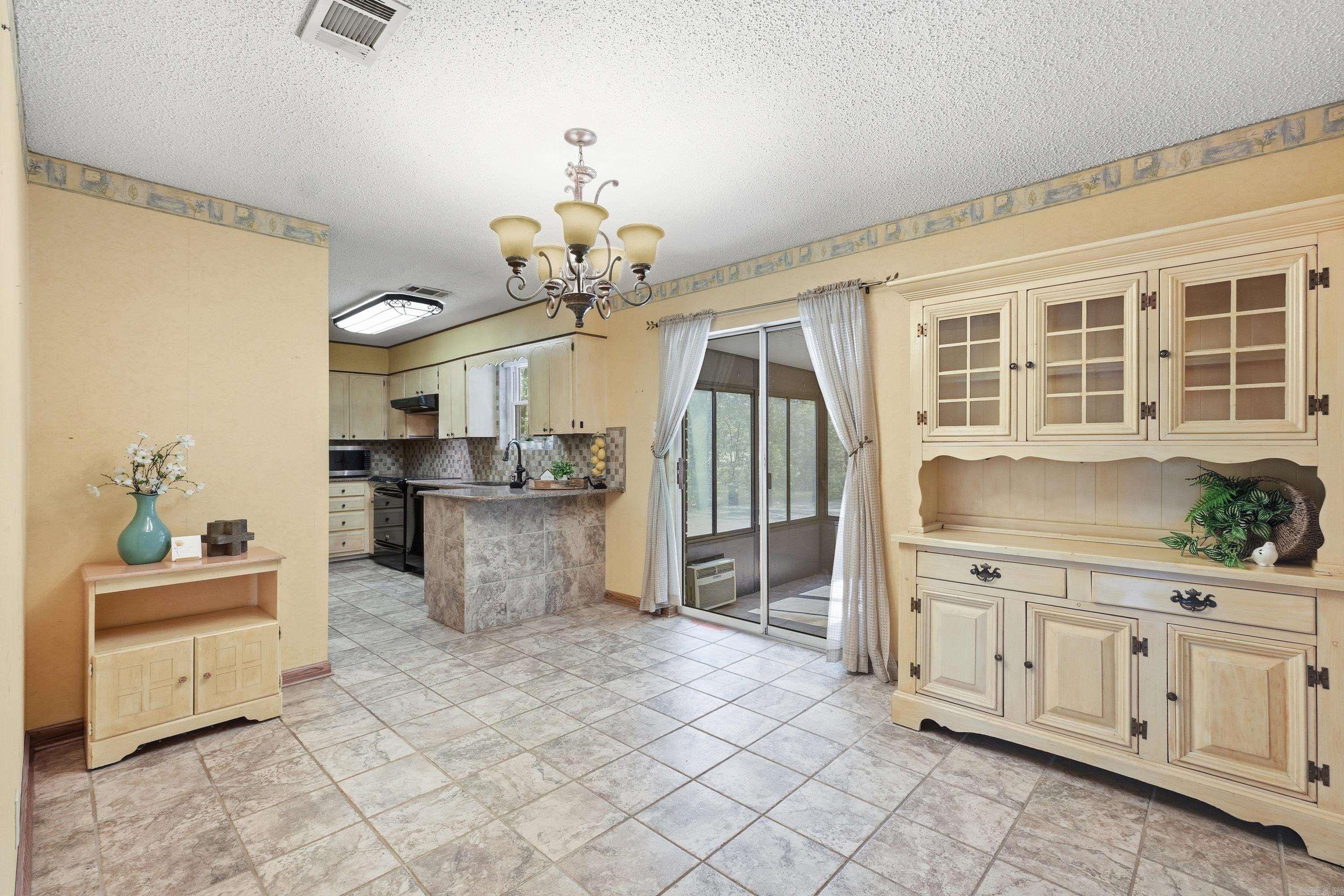 JACKSONVILLE - Residential