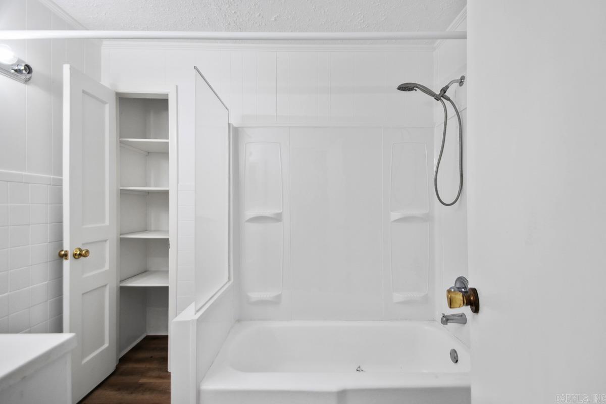 PARK HILL - Residential