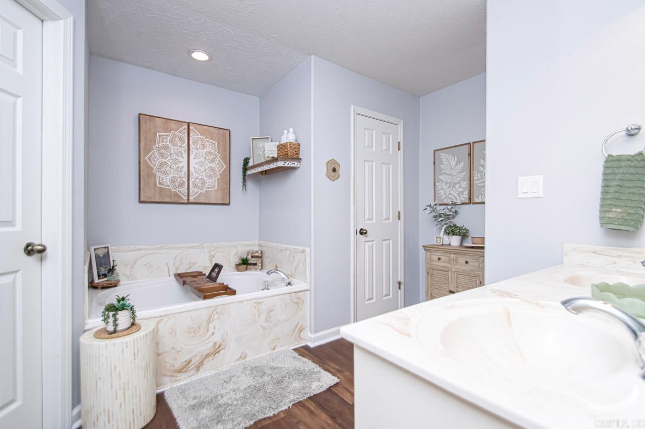 WOODRUFF CREEK - Residential