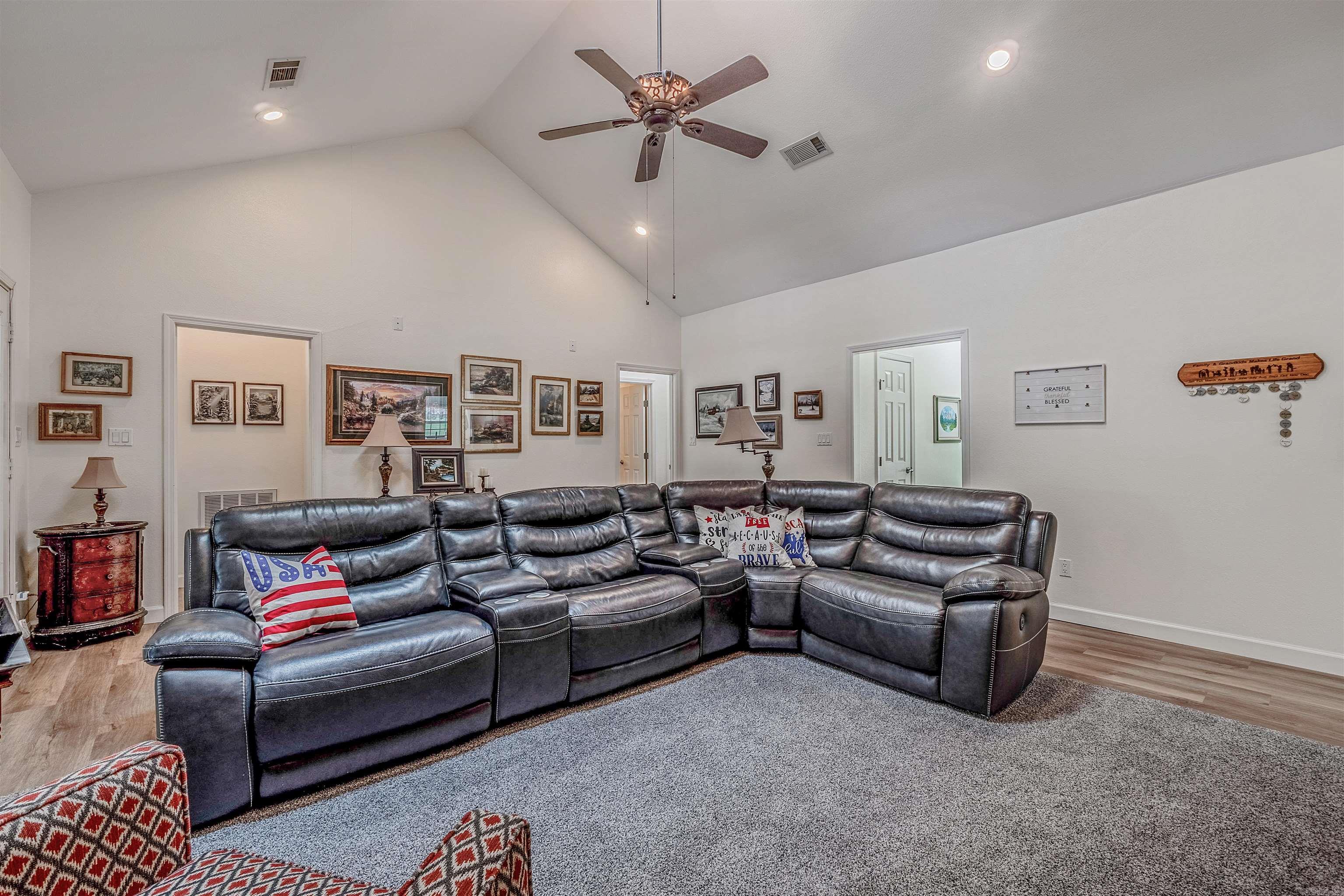 BAY RIDGE ESTATES - Residential