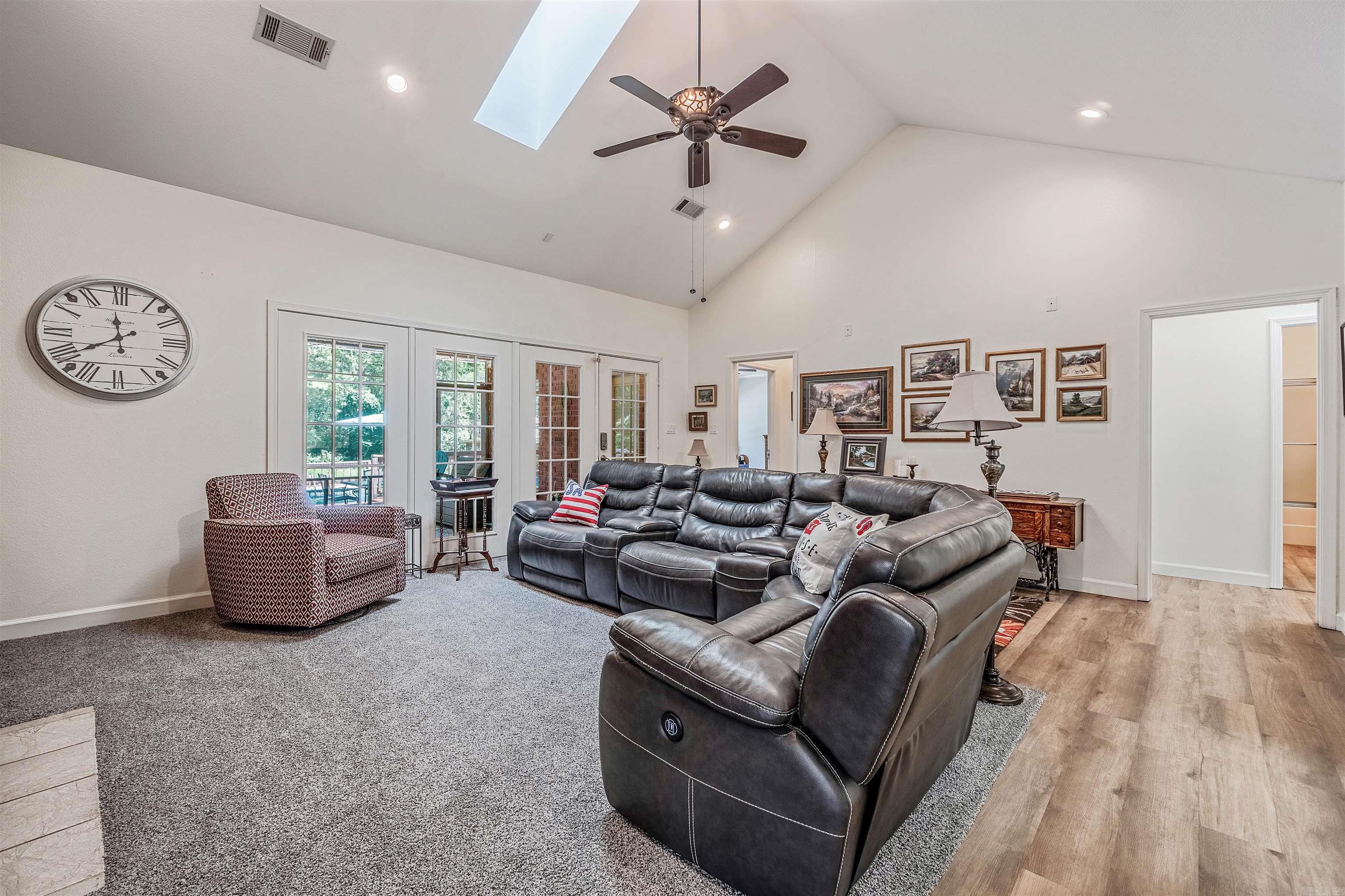 BAY RIDGE ESTATES - Residential