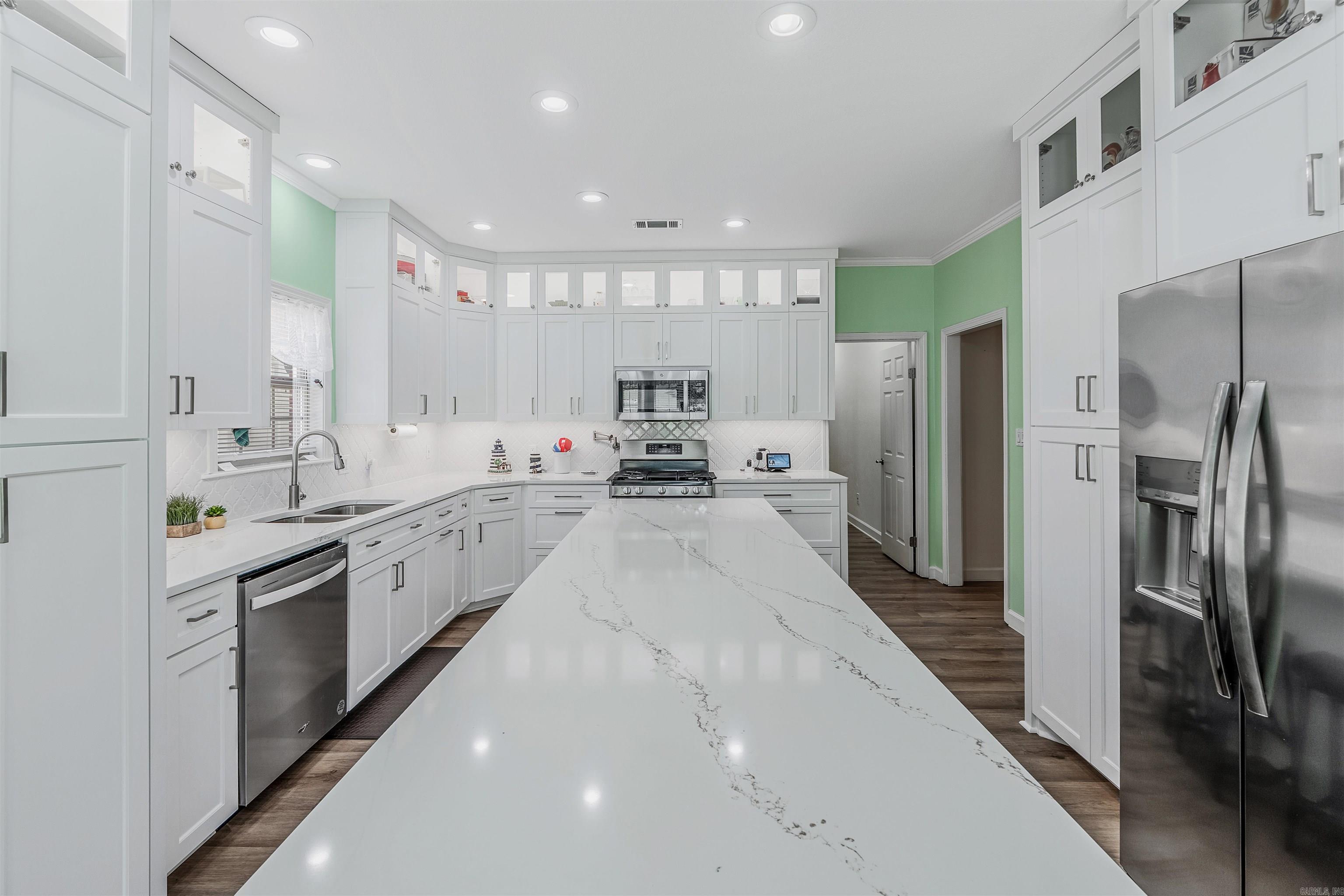 BAY RIDGE ESTATES - Residential