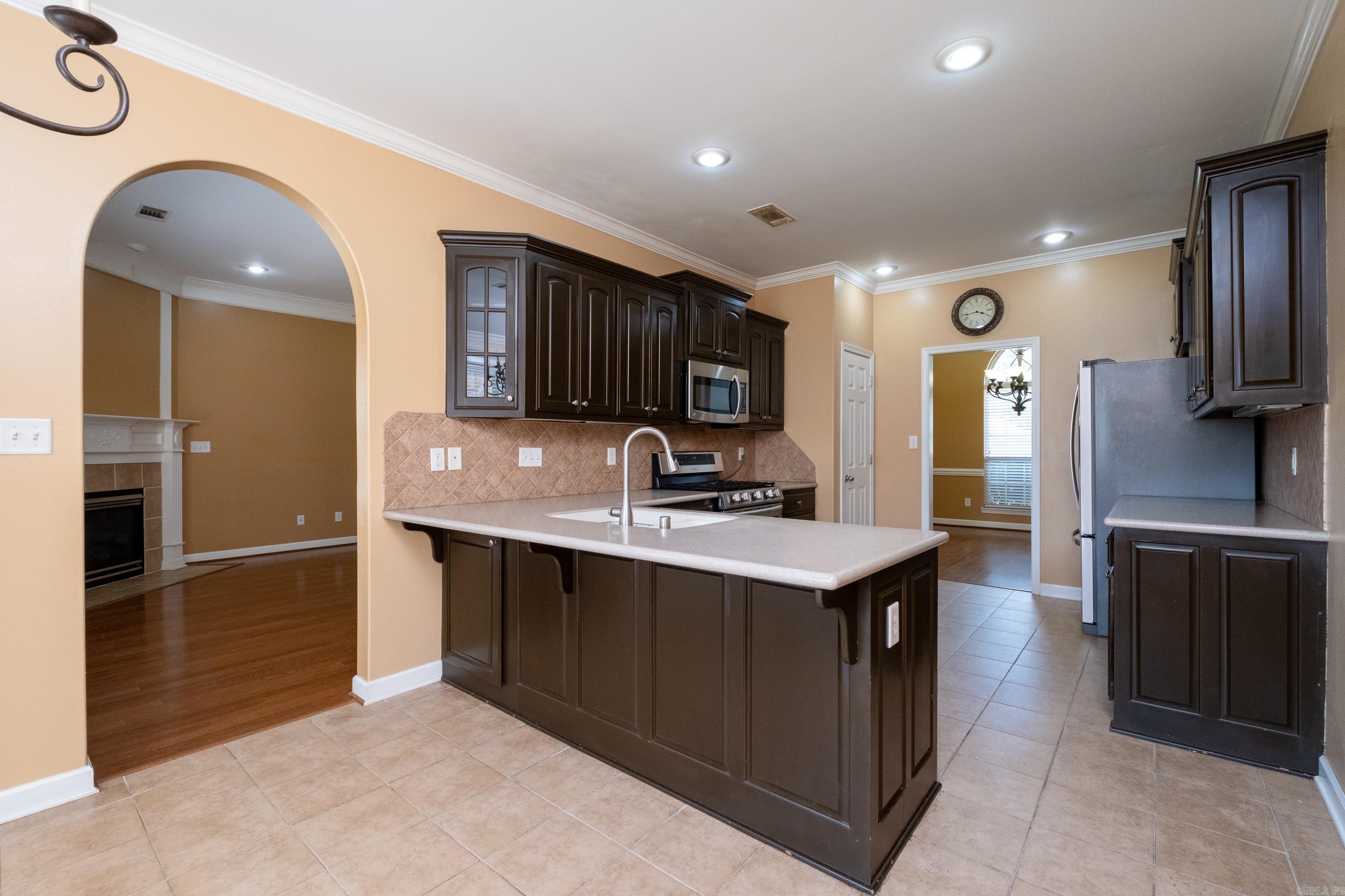 KENWOOD ESTATES - Residential