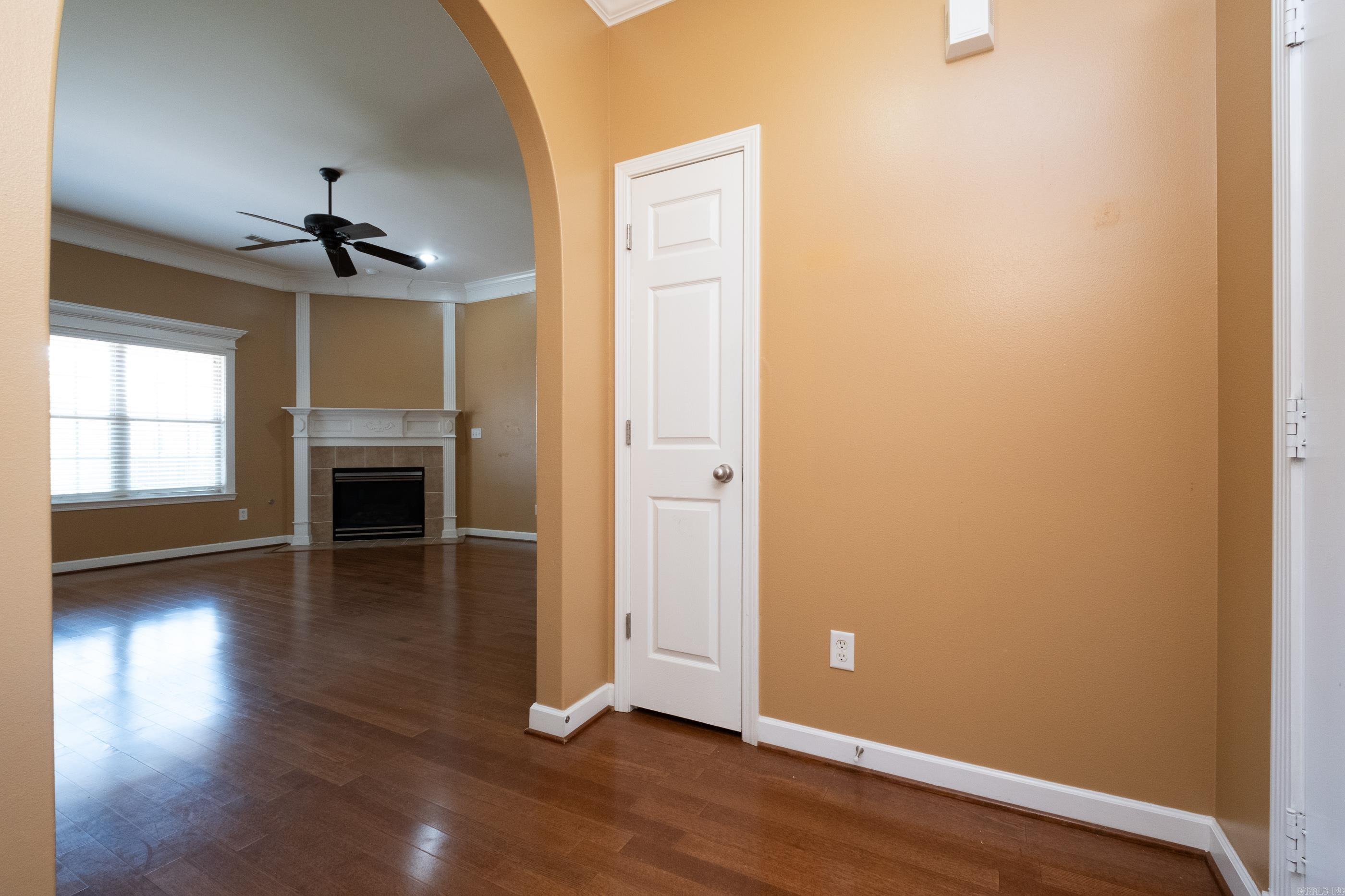 KENWOOD ESTATES - Residential