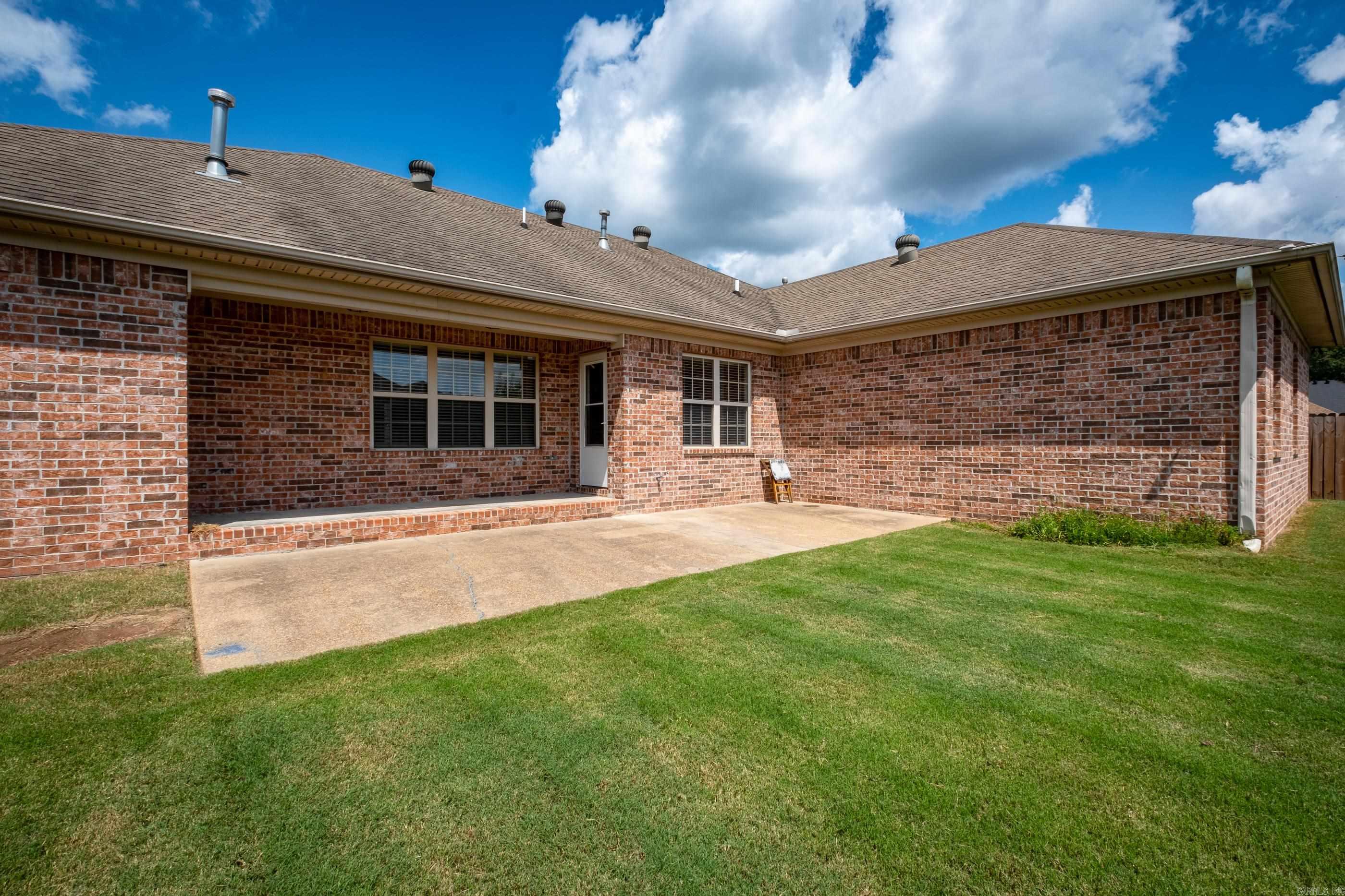 KENWOOD ESTATES - Residential